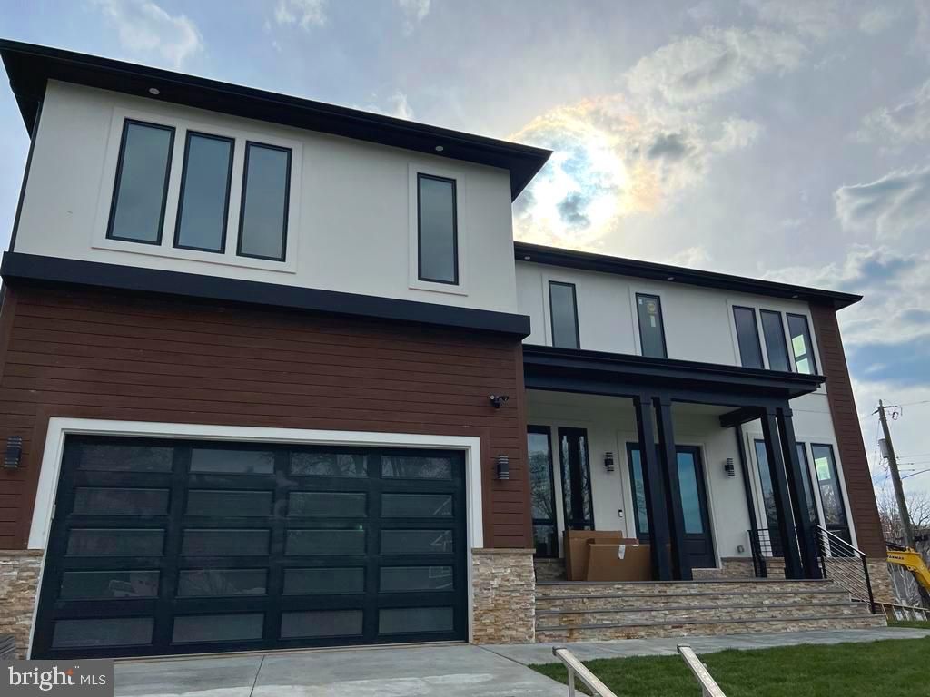 Photo of 8721 Little River Turnpike, FAIRFAX, VA 22031 (MLS # VAFX2287470)