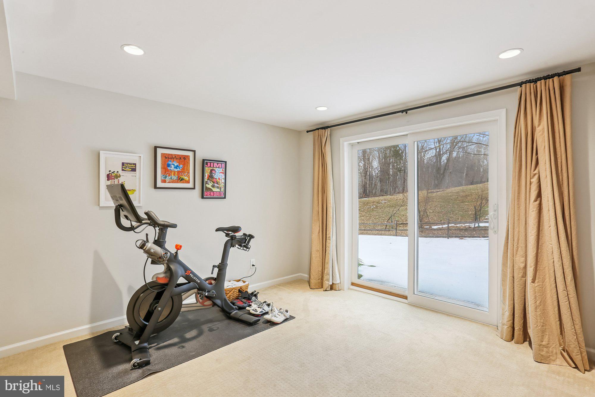 FALLSMEAD - Residential