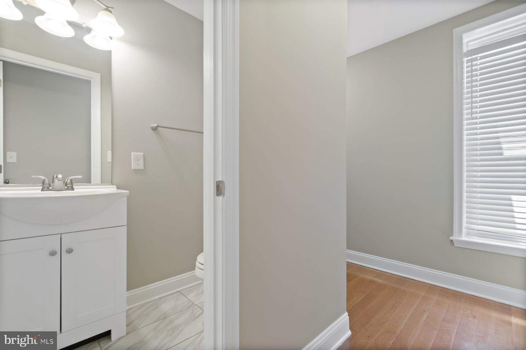 EAST MONUMENT HISTORIC DISTRICT - Residential Lease