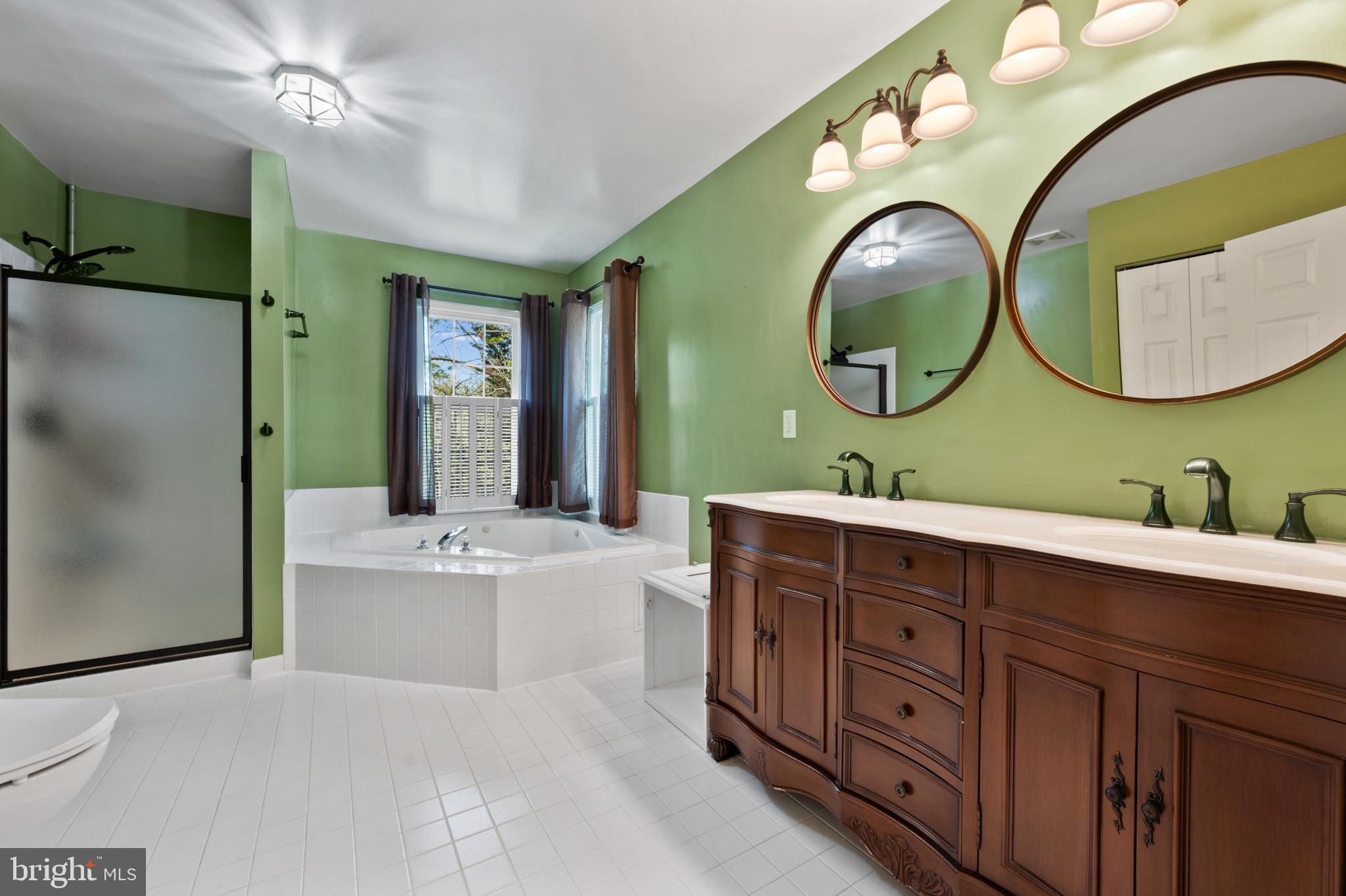 9254 CARTERSVILLE ROAD