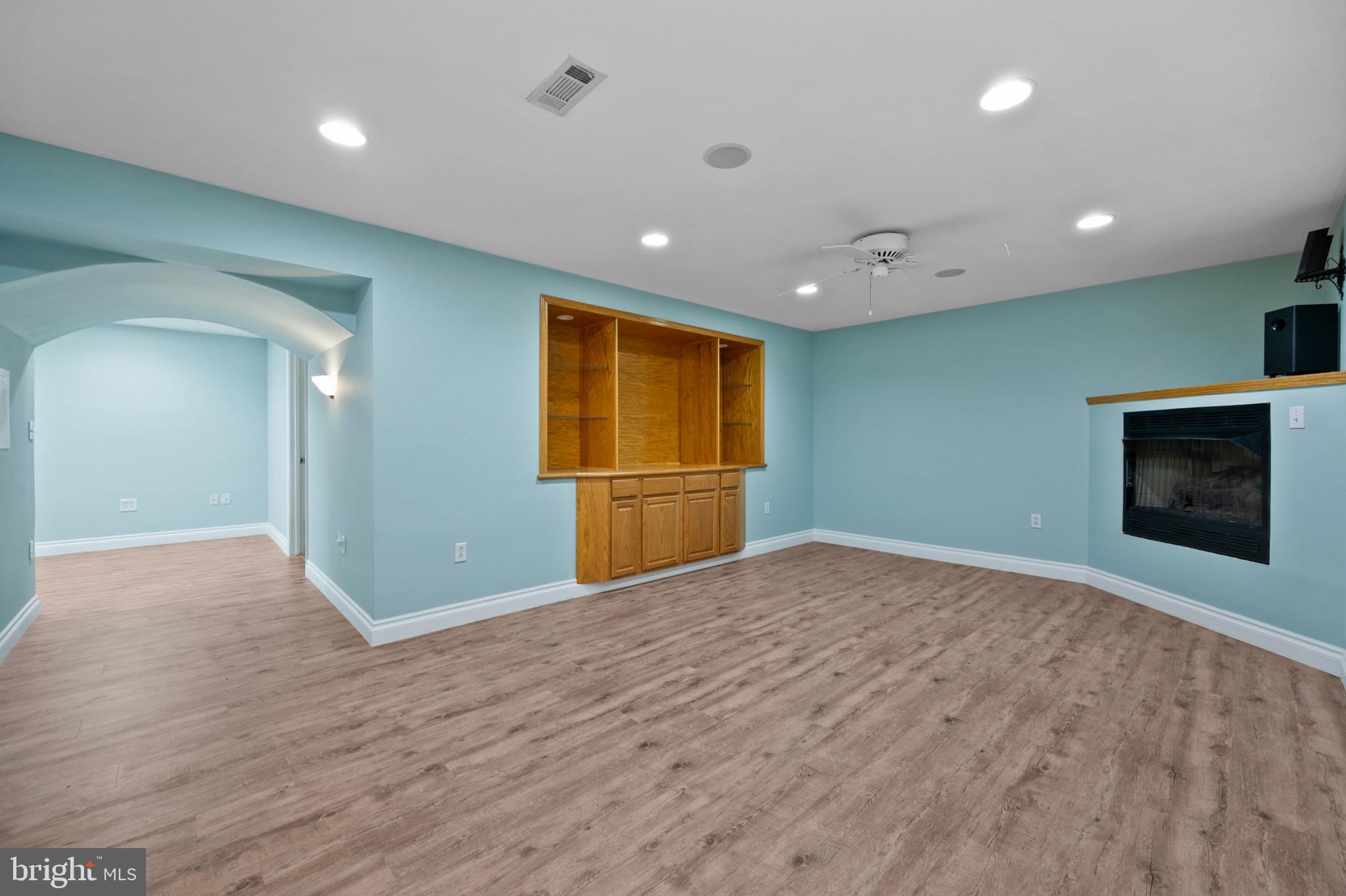 MATTHEWS WOODS - Residential