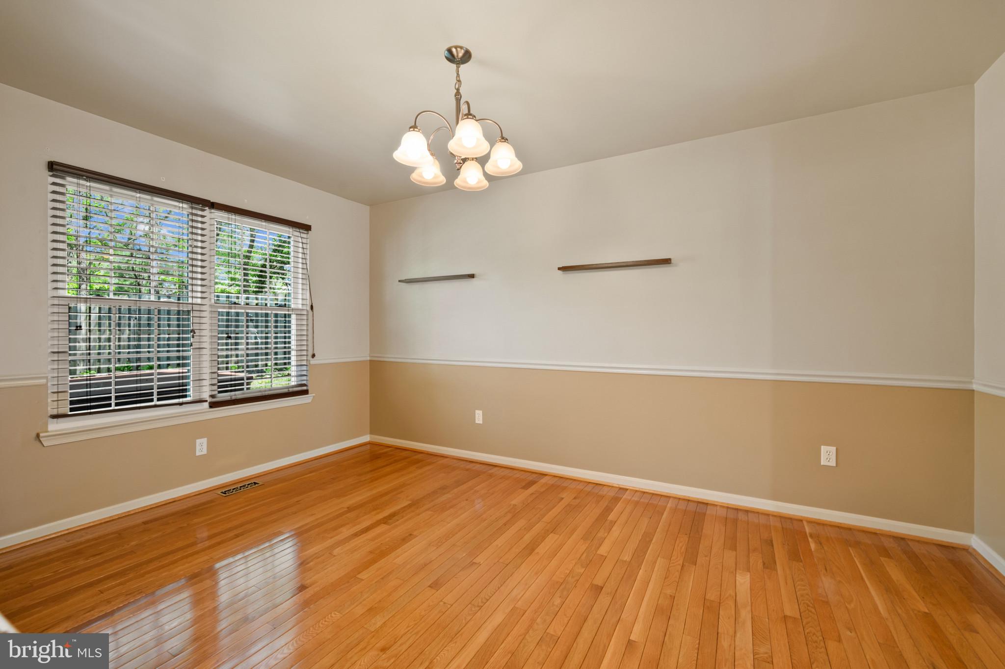 MATTHEWS WOODS - Residential