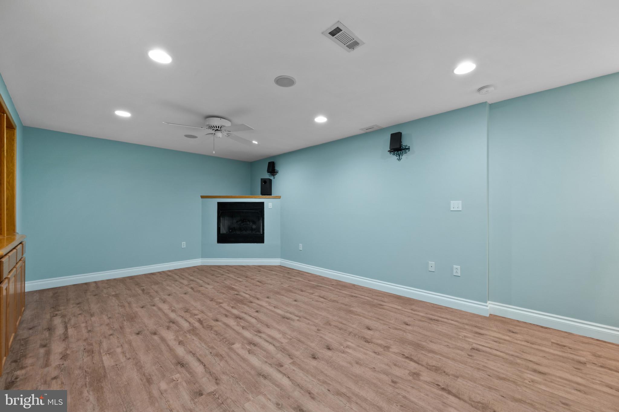 MATTHEWS WOODS - Residential