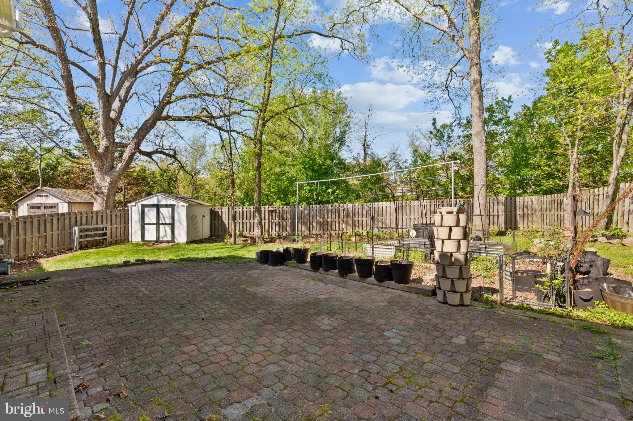 MATTHEWS WOODS - Residential