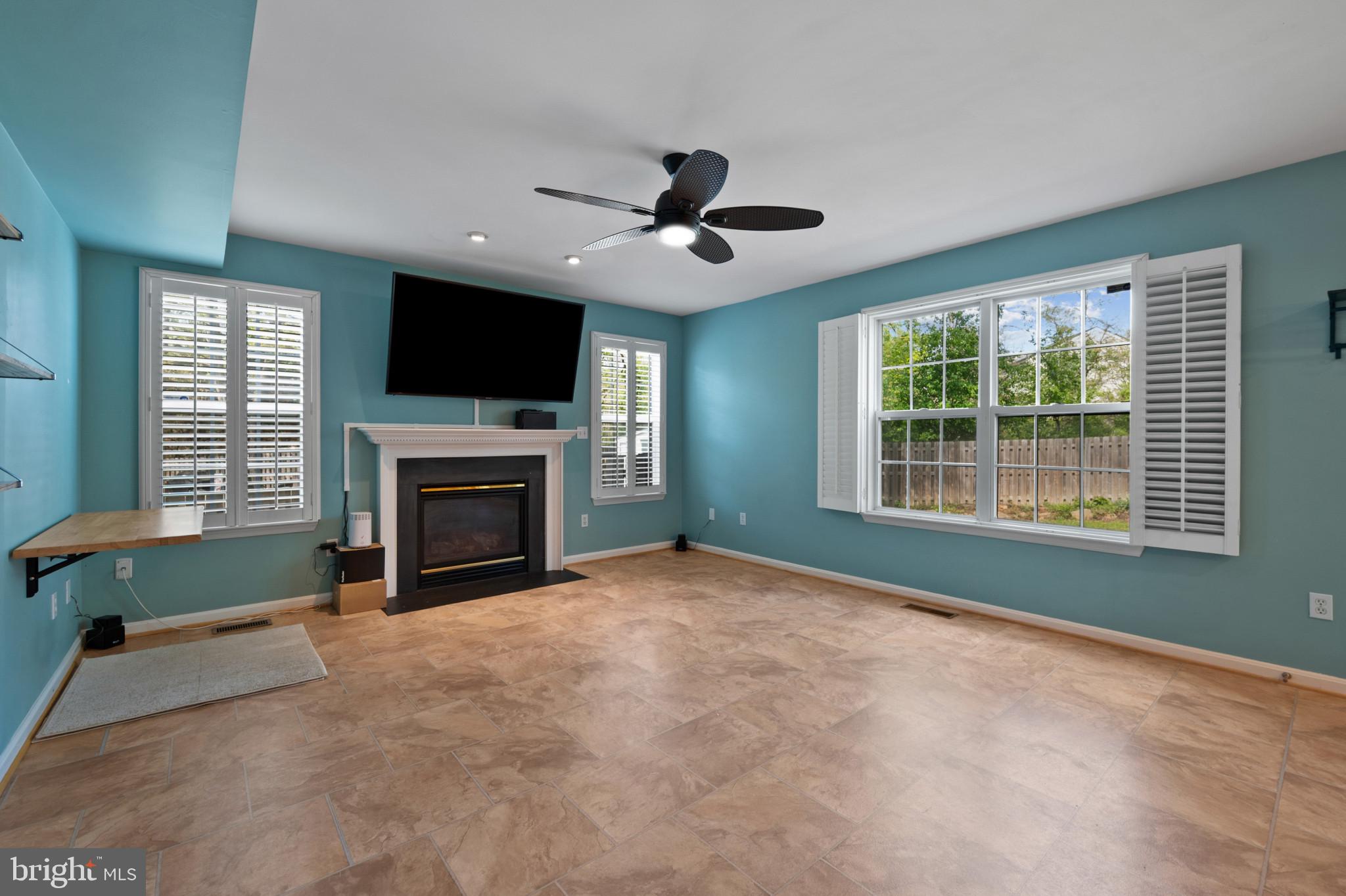 9254 CARTERSVILLE ROAD