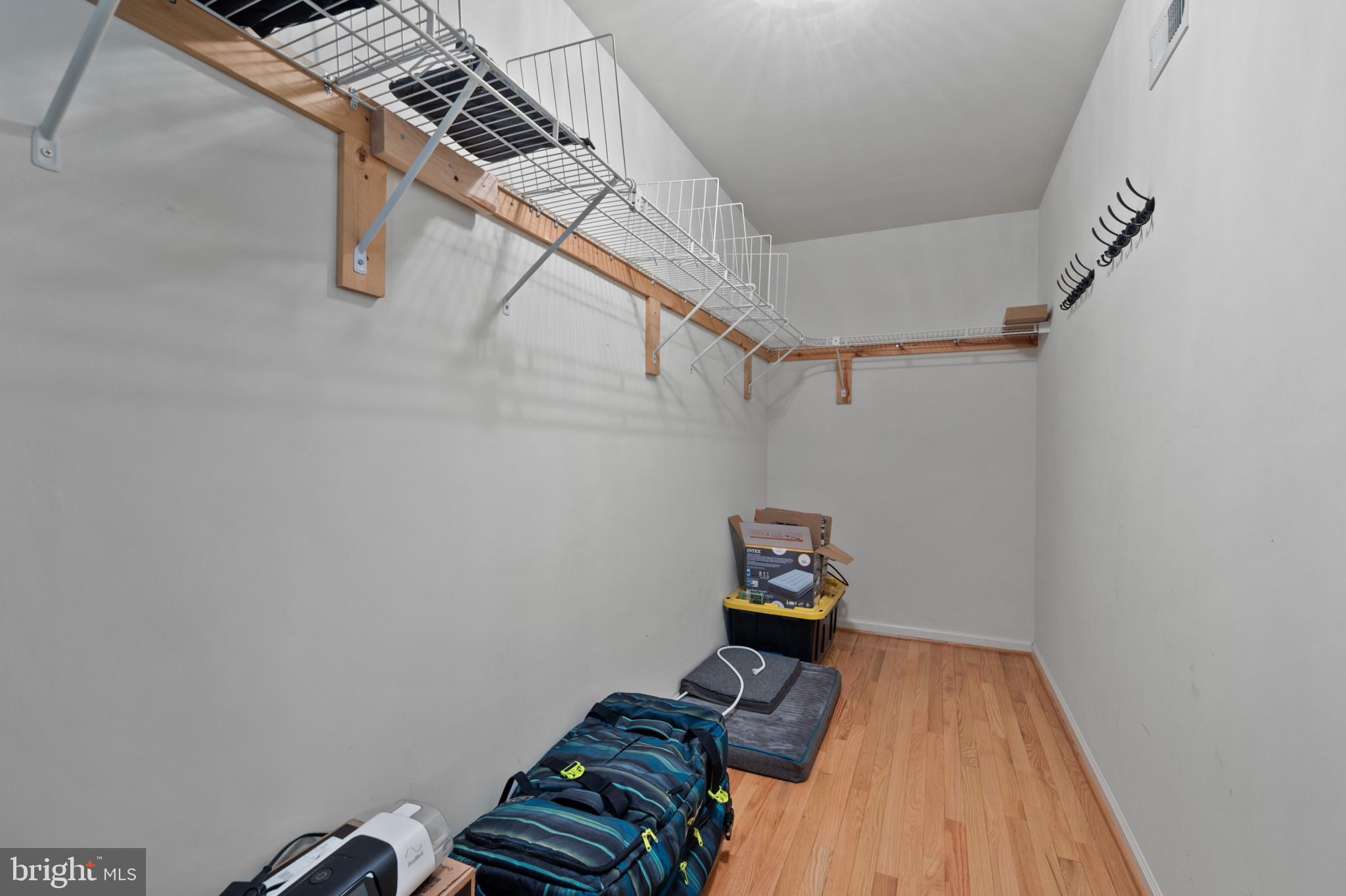 MATTHEWS WOODS - Residential