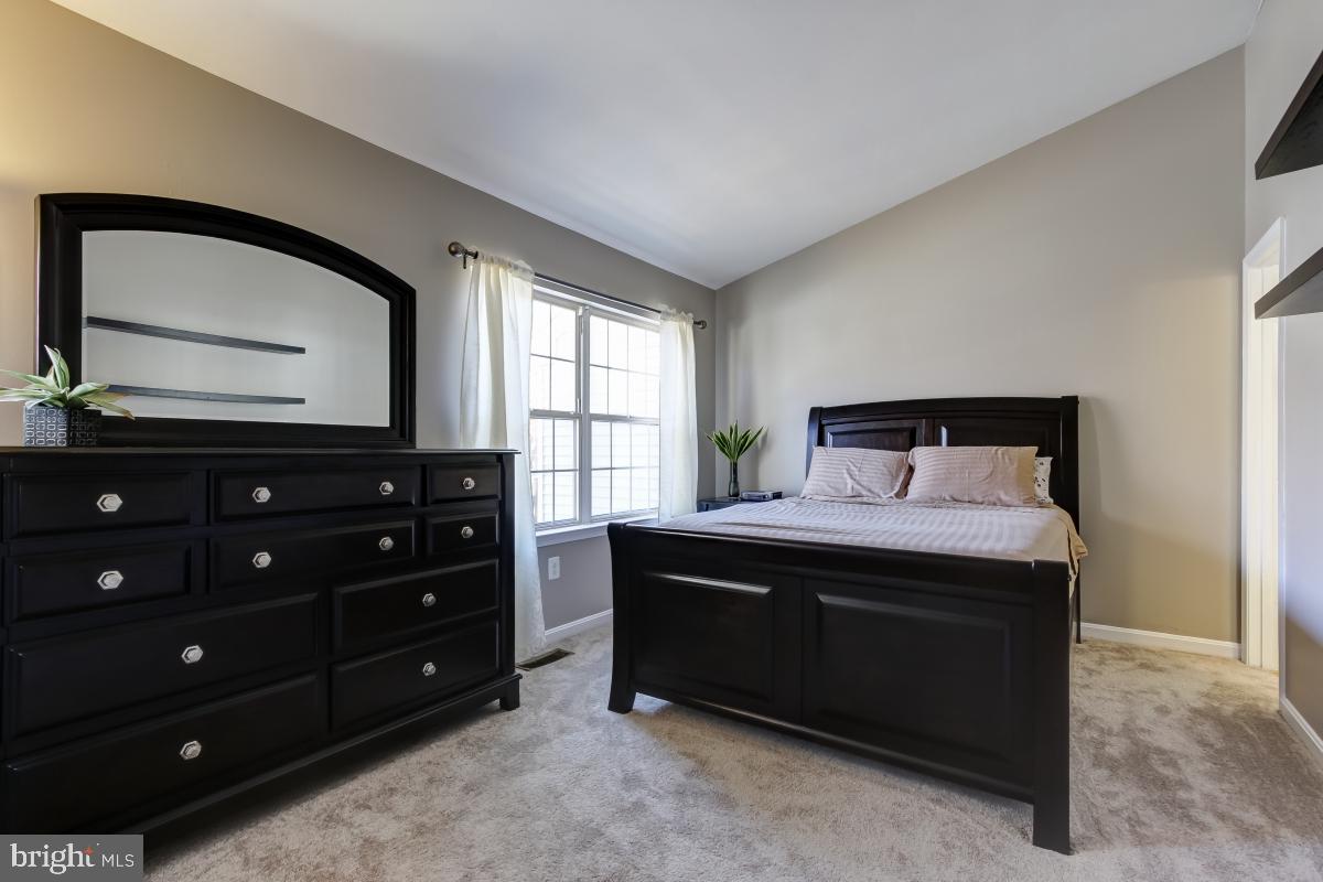 MONTCLAIR - Residential