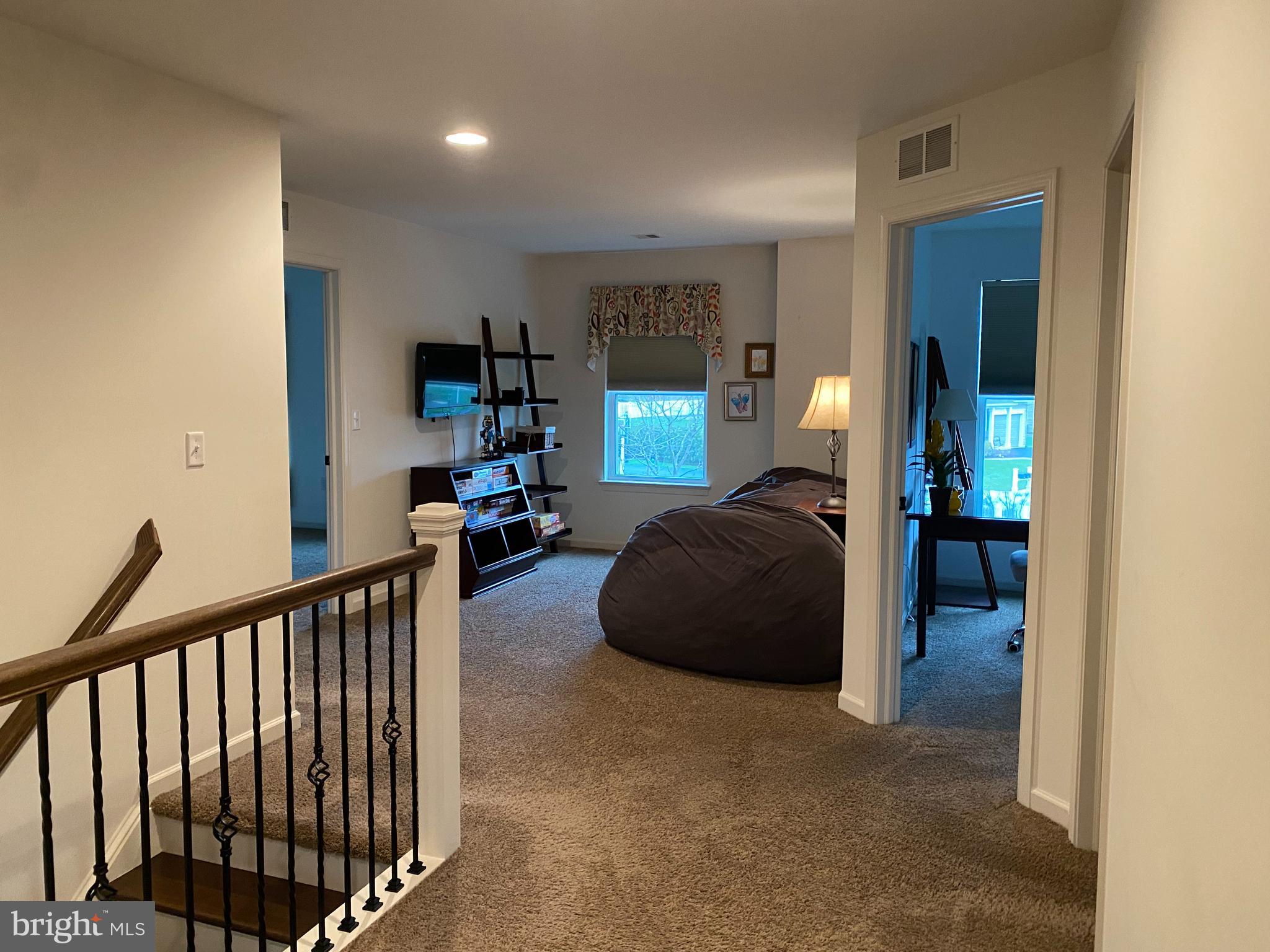 MEADOWS @ BACHMAN RUN - Residential