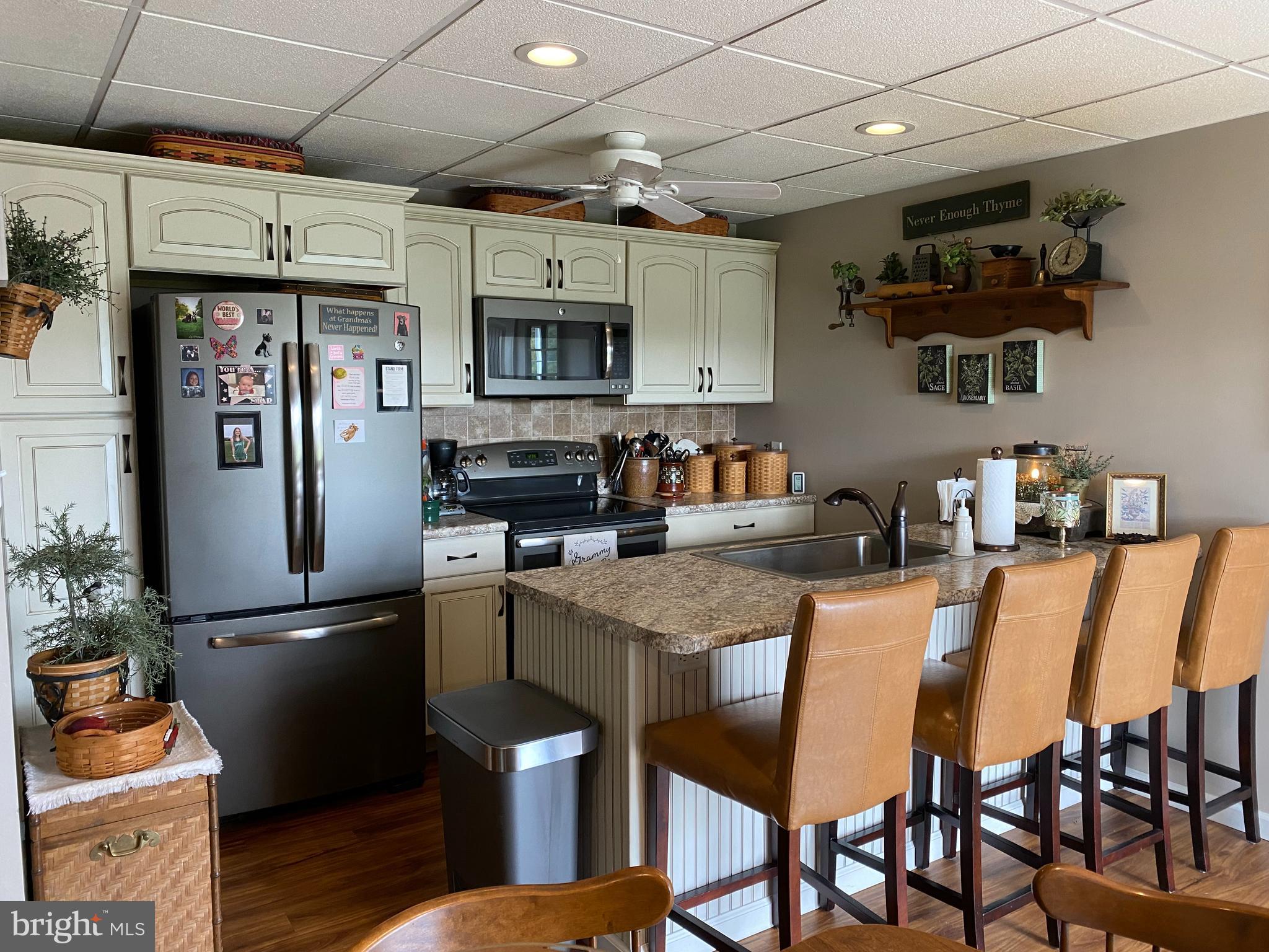 MEADOWS @ BACHMAN RUN - Residential