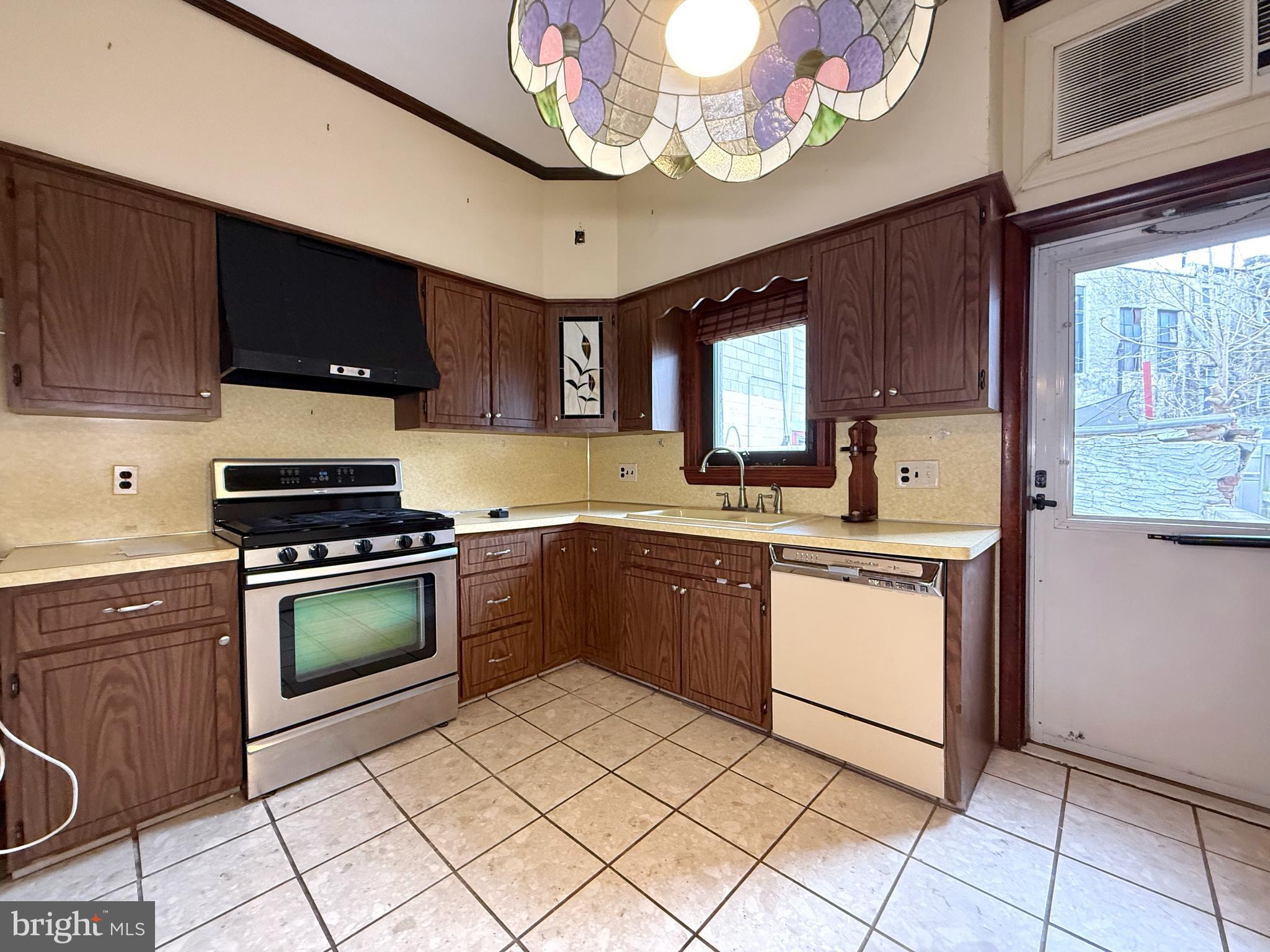 PASSYUNK SQUARE - Residential