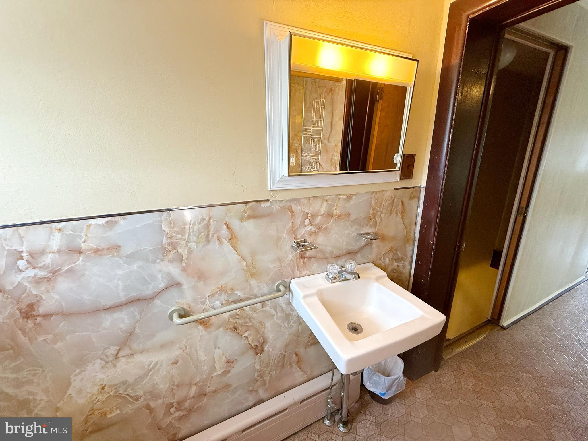 PASSYUNK SQUARE - Residential