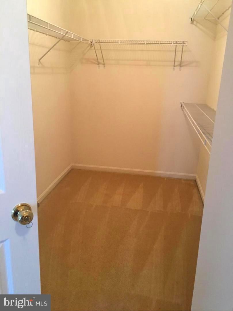 ASHBROOK - Residential Lease