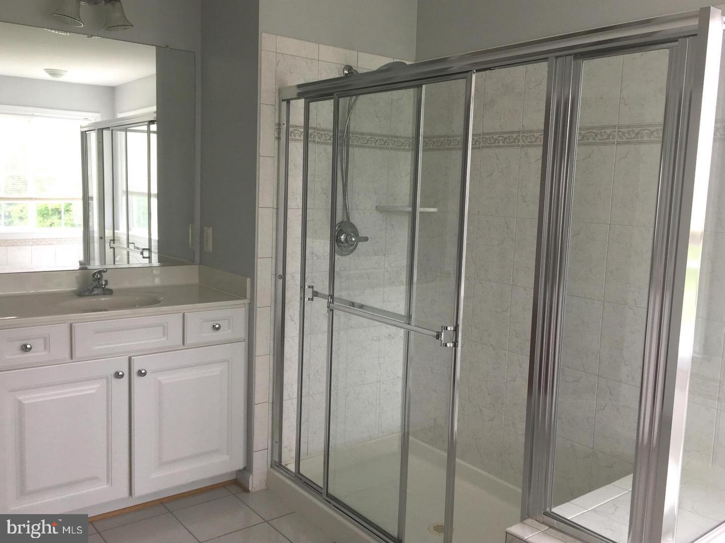 ASHBROOK - Residential Lease