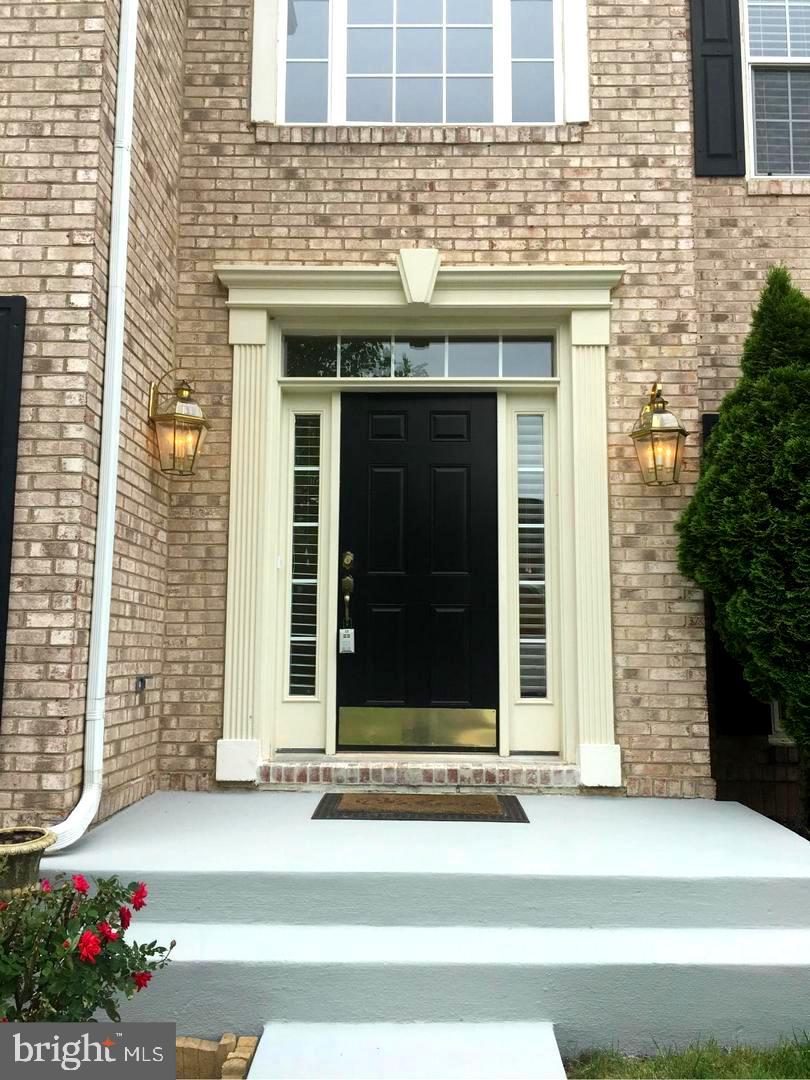 ASHBROOK - Residential Lease