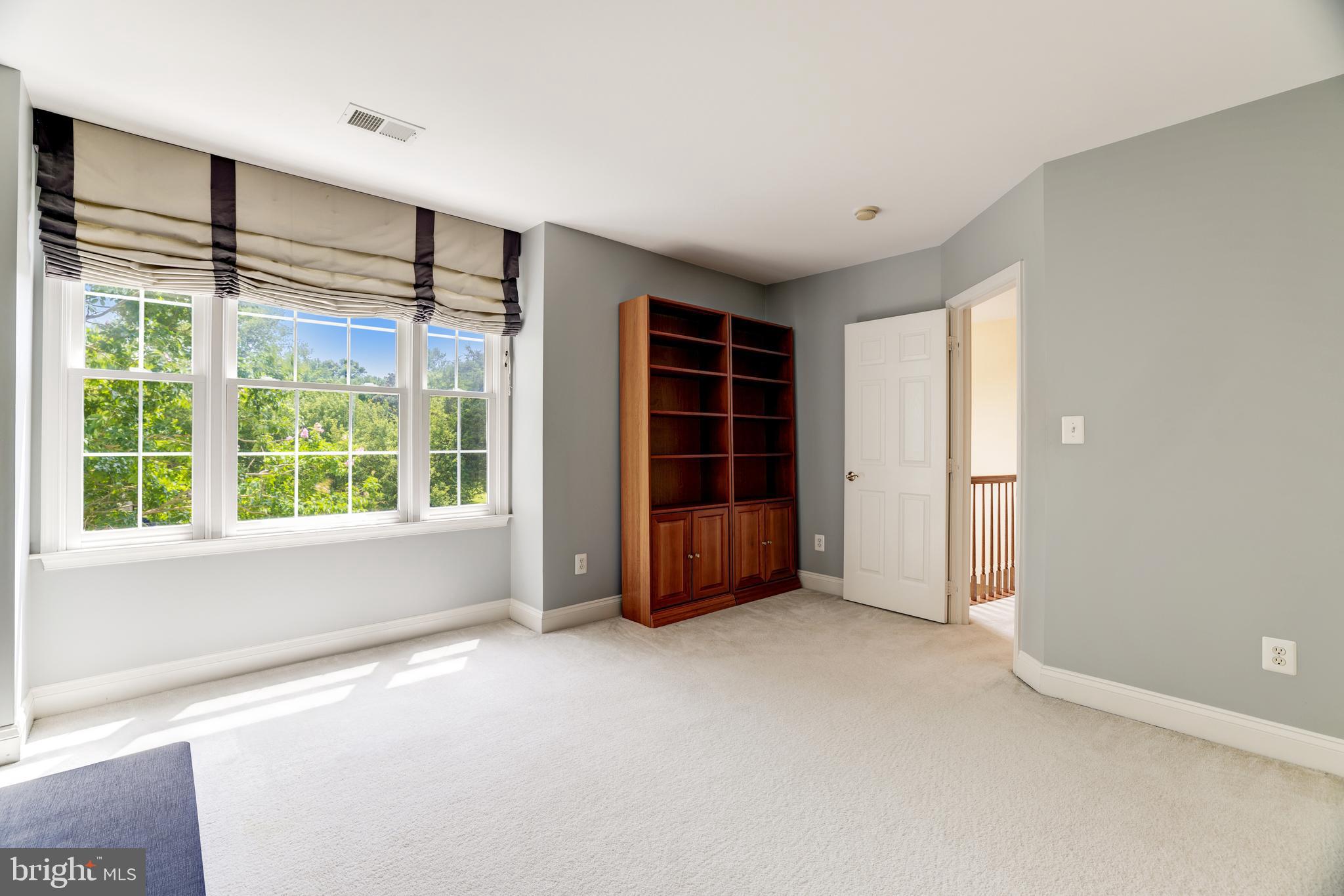 OAKWOOD ESTATES - Residential