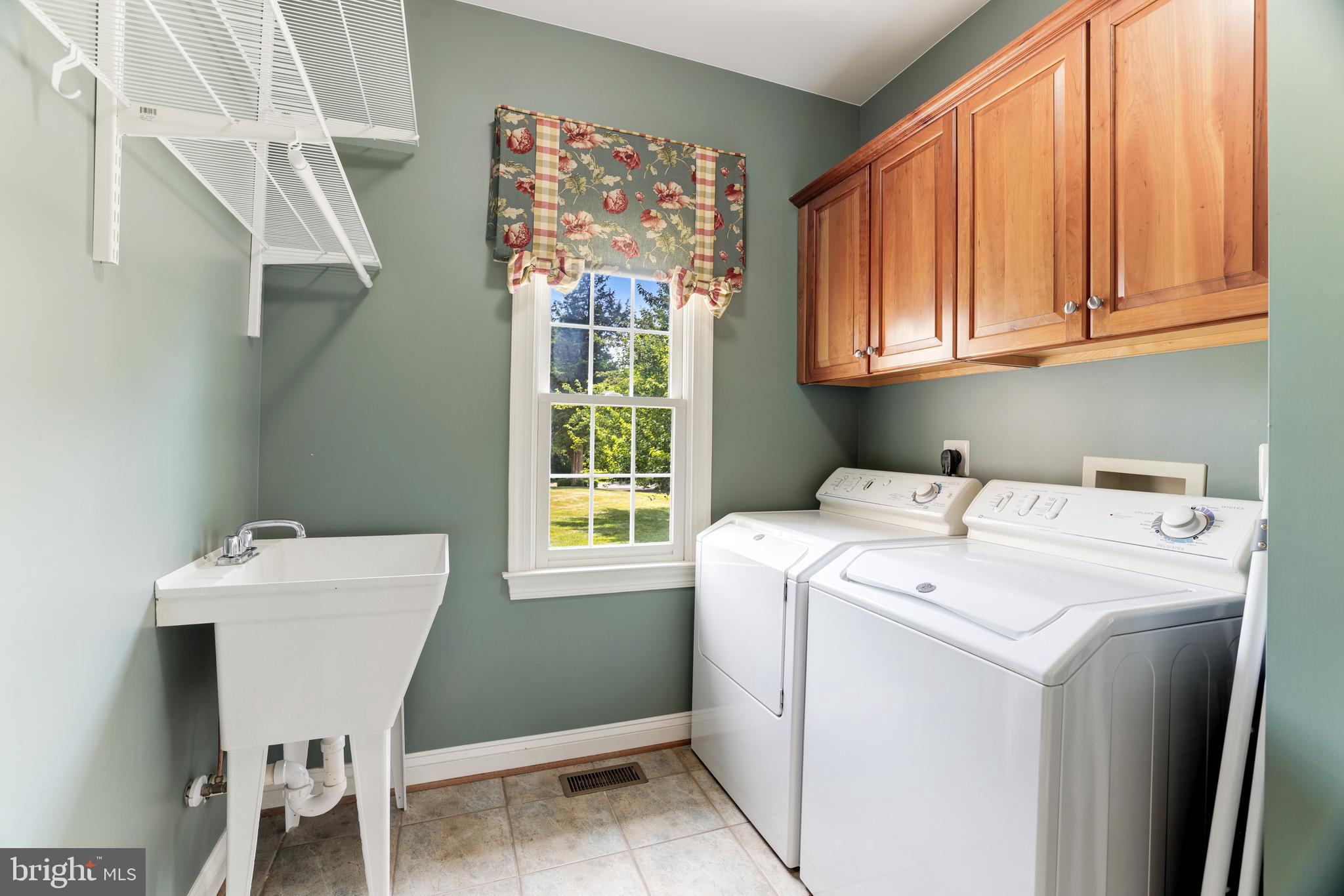 OAKWOOD ESTATES - Residential