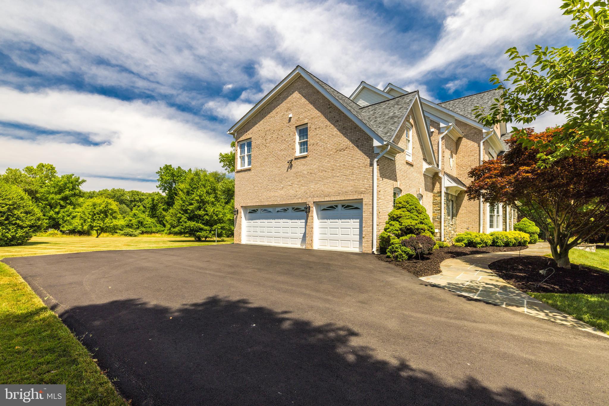 OAKWOOD ESTATES - Residential