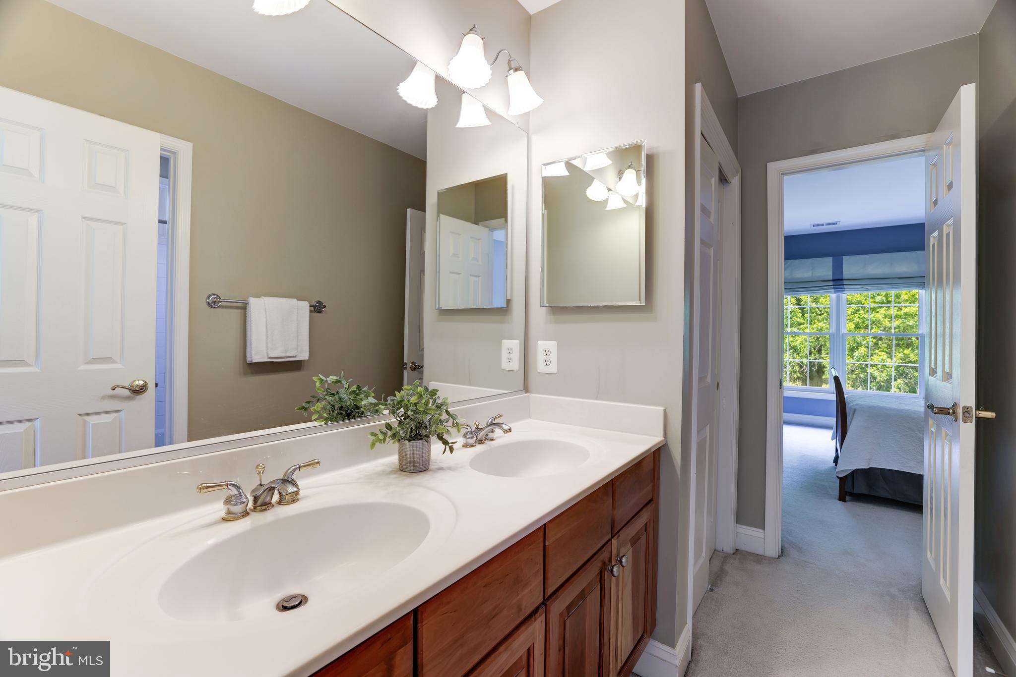 OAKWOOD ESTATES - Residential