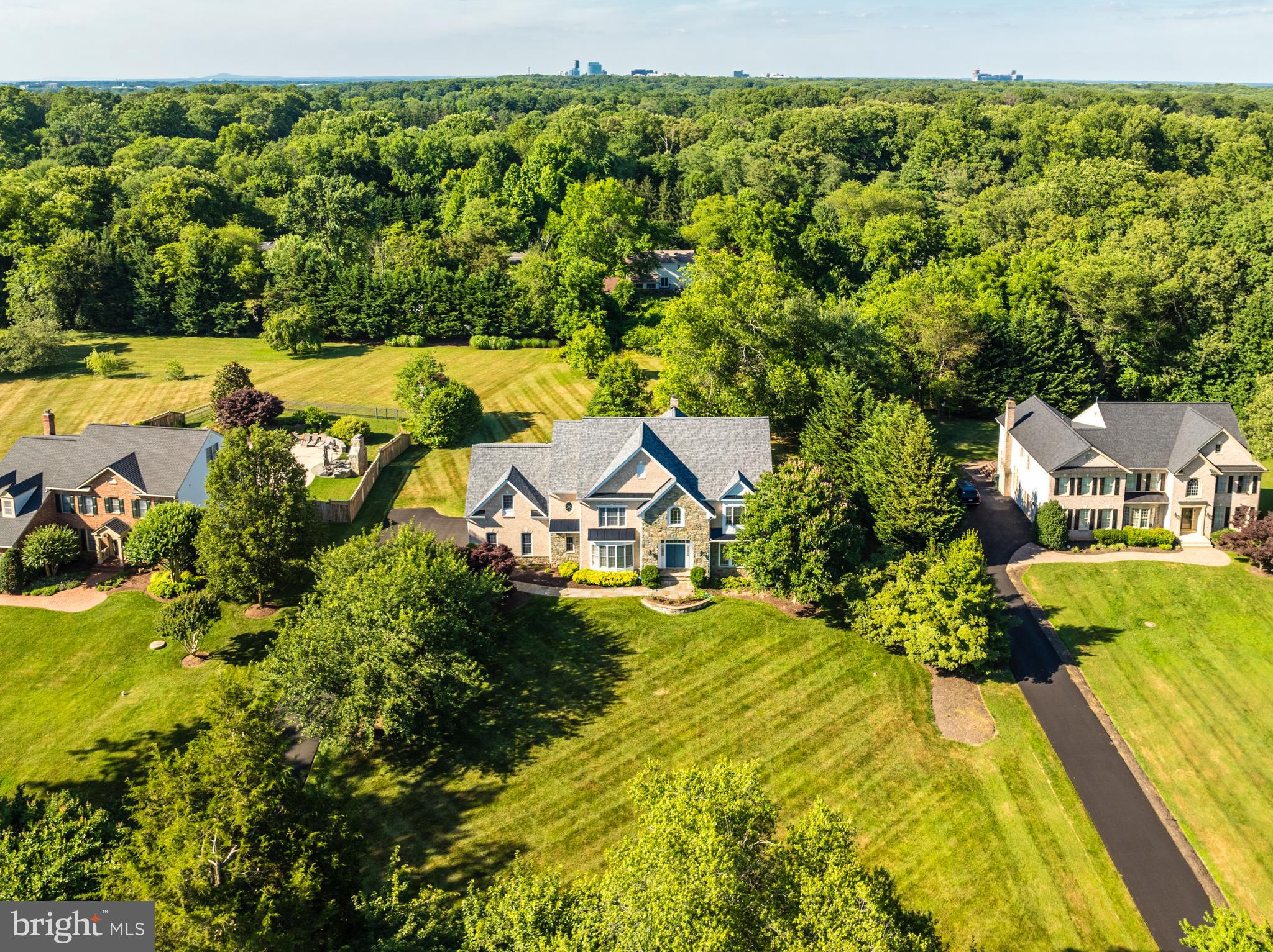 OAKWOOD ESTATES - Residential