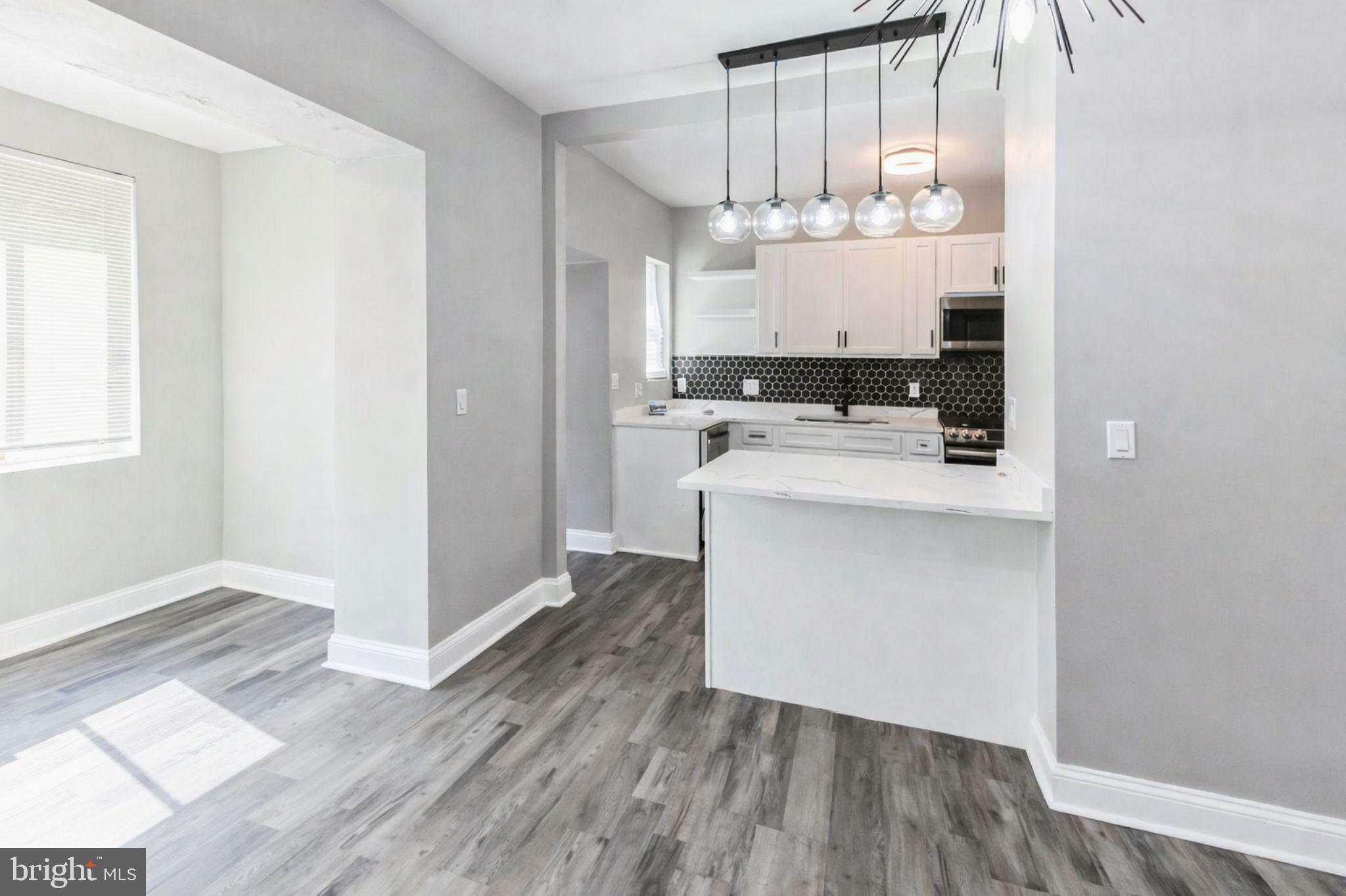 DORCHESTER - Residential