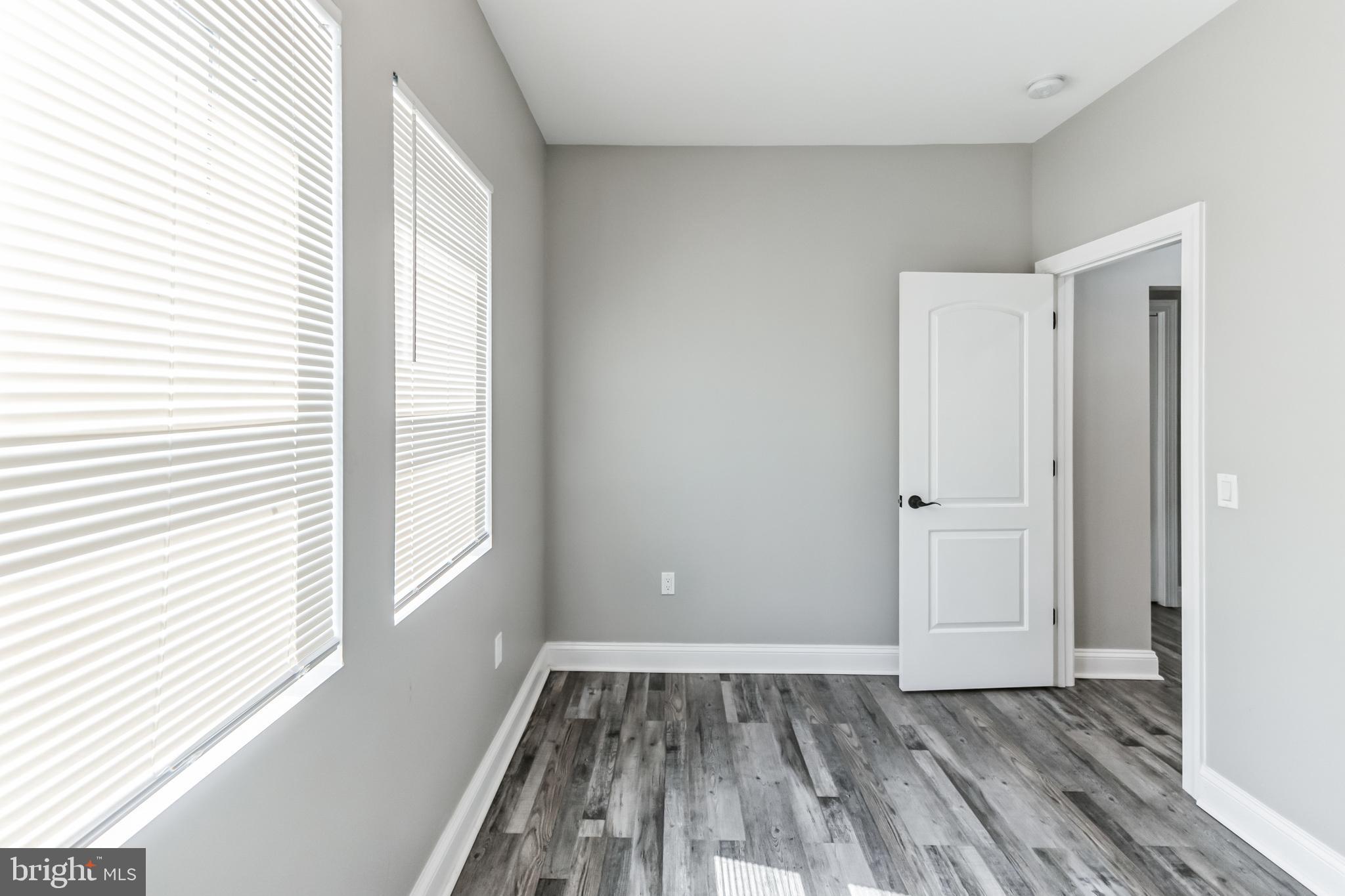 DORCHESTER - Residential