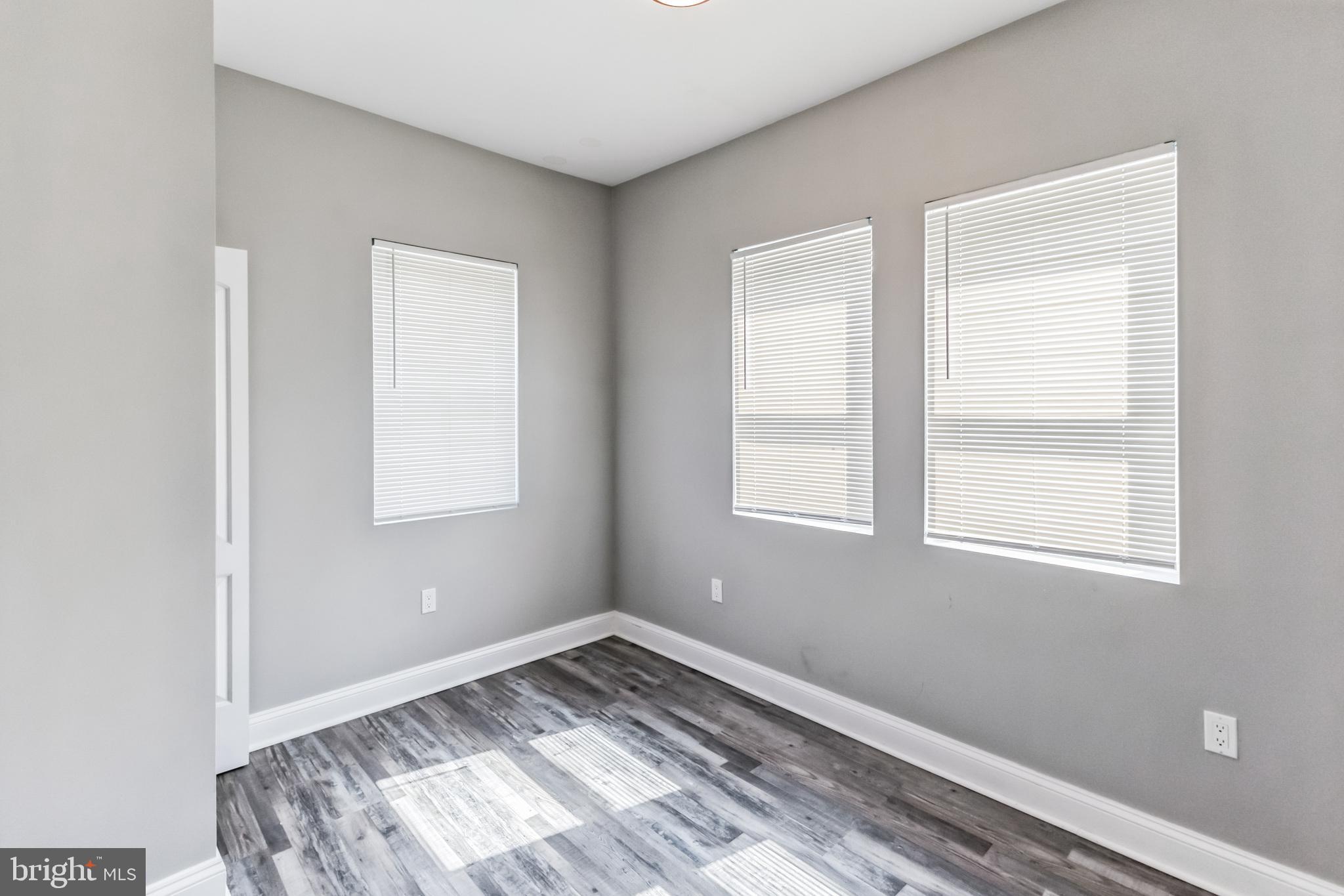 DORCHESTER - Residential