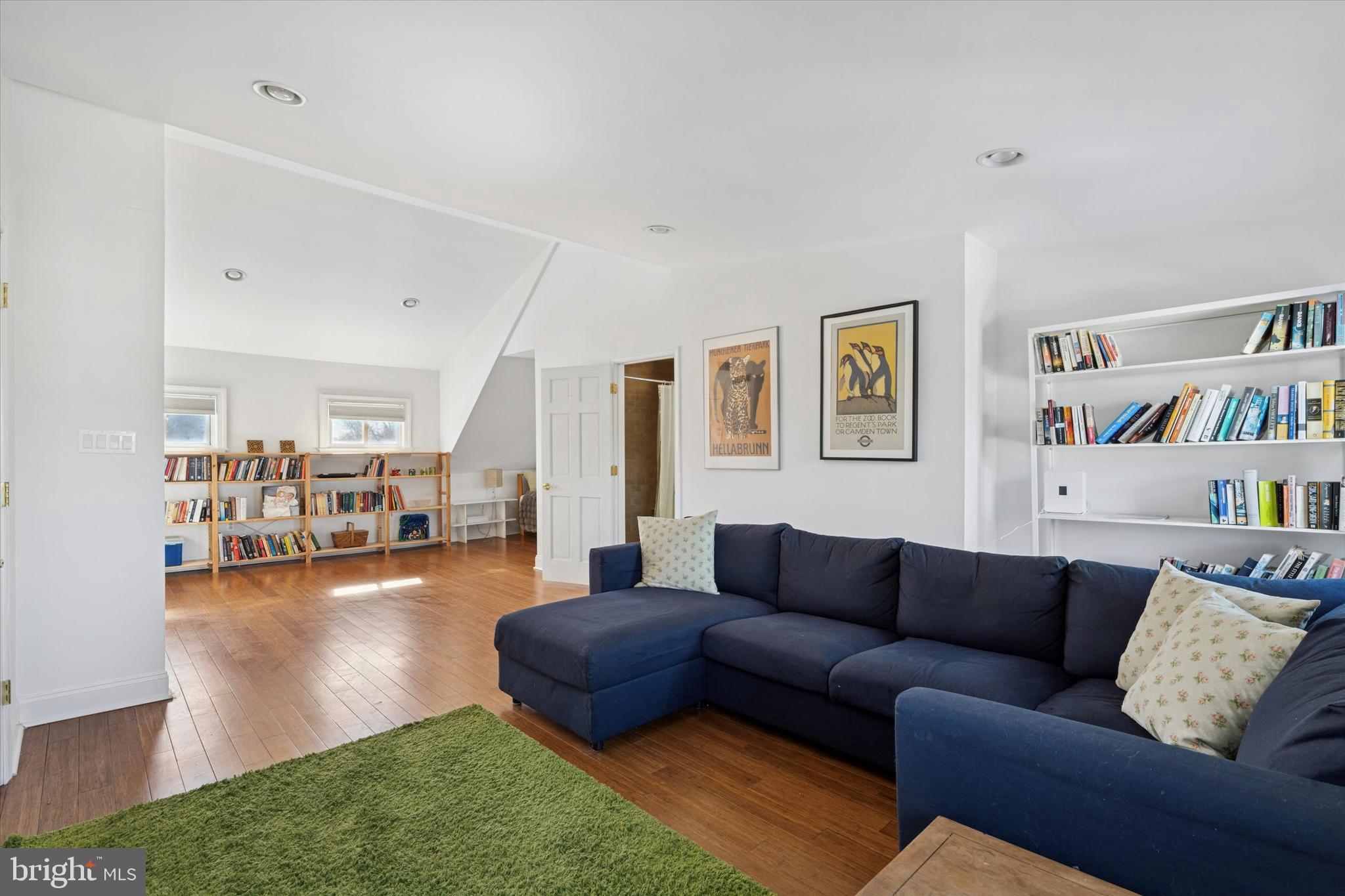 WYNNEBROOK MANOR - Residential