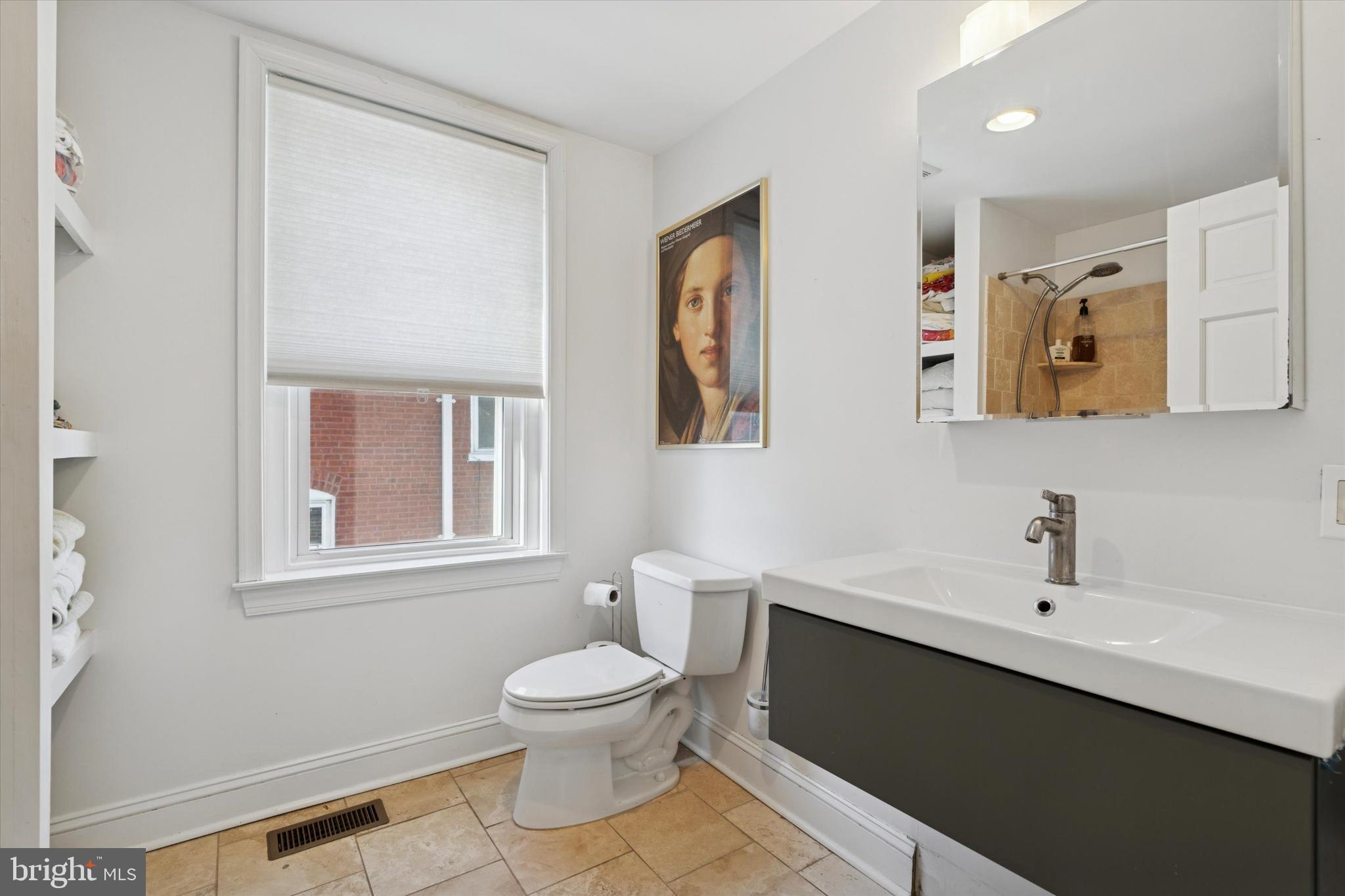 WYNNEBROOK MANOR - Residential