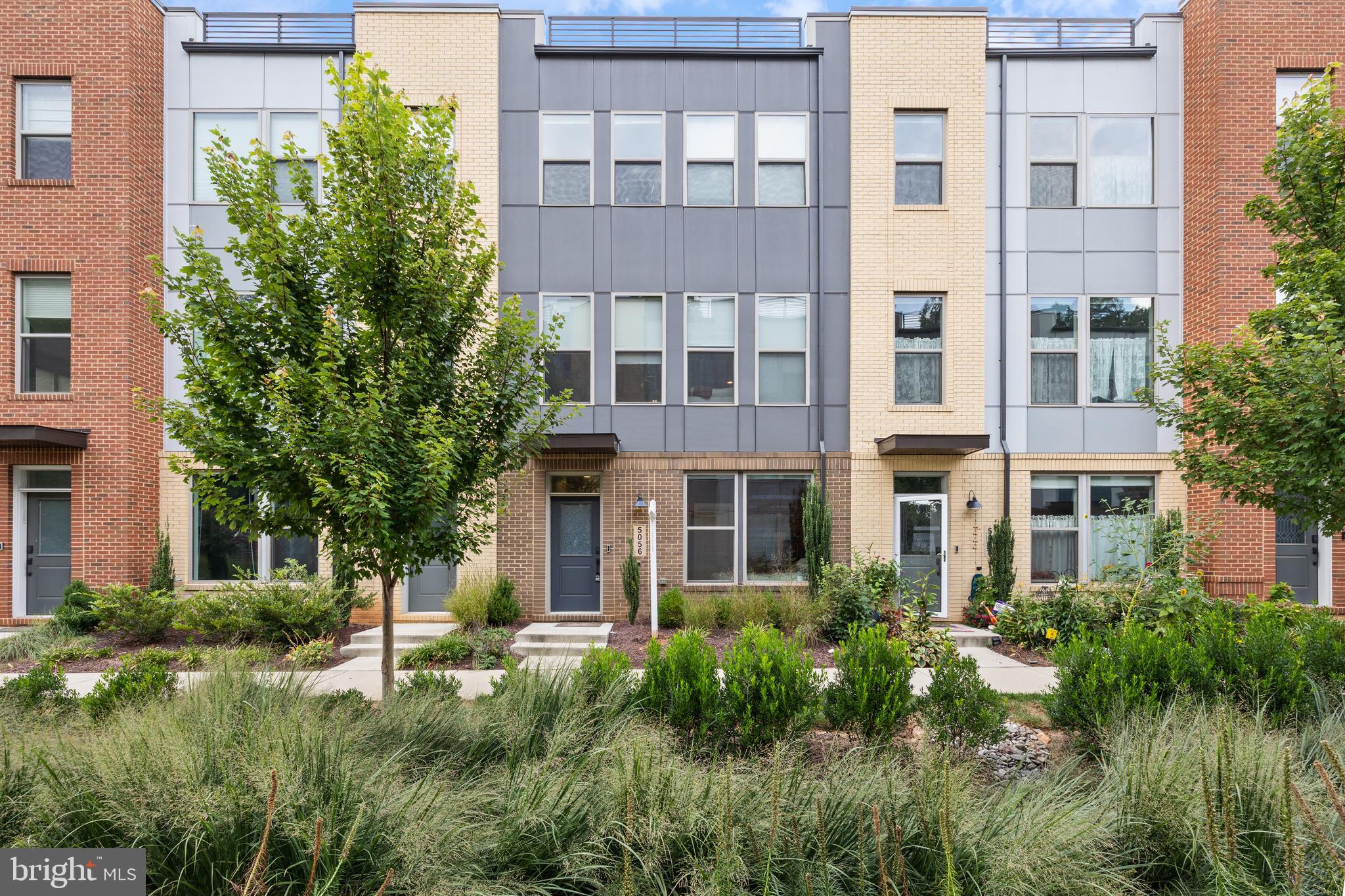 Qualifications Requirements: 40 times the monthly rent annual income for non voucher applicants, 680 or higher credit score
Welcome to 5056 Oakmoore Drive, a contemporary townhouse available for rent in North Bethesda. Built in 2021. This 2,013-square-foot home offers 4 bedrooms and 4 bathrooms, perfect for families or professionals seeking space and comfort. Enjoy the modern open floor plan with abundant natural light, a gourmet kitchen with high-end appliances, and a two-car garage.
Situated in a desirable neighborhood, this property provides easy access to local amenities and a vibrant community atmosphere.
Please walk around to the front door for access. Lockbox on the front door.