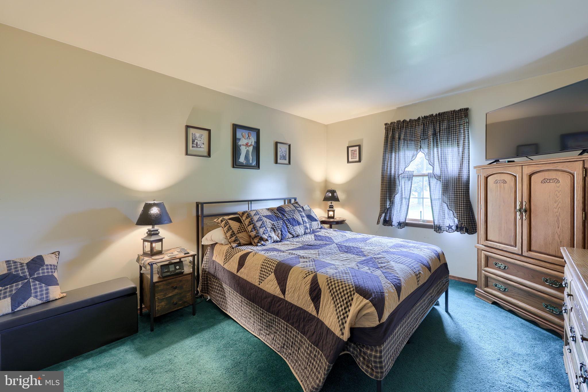 NORTH CODORUS TWP - Residential