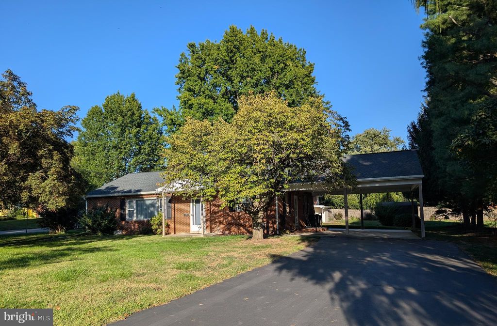 Photo of 281 W Walnut Street, MARIETTA, PA 17547 (MLS # PALA2074824)
