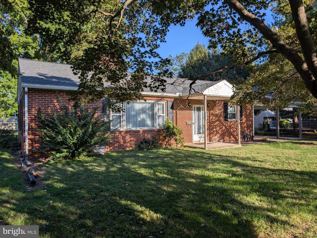 Photo of 281 W Walnut Street, MARIETTA, PA 17547 (MLS # PALA2074824)