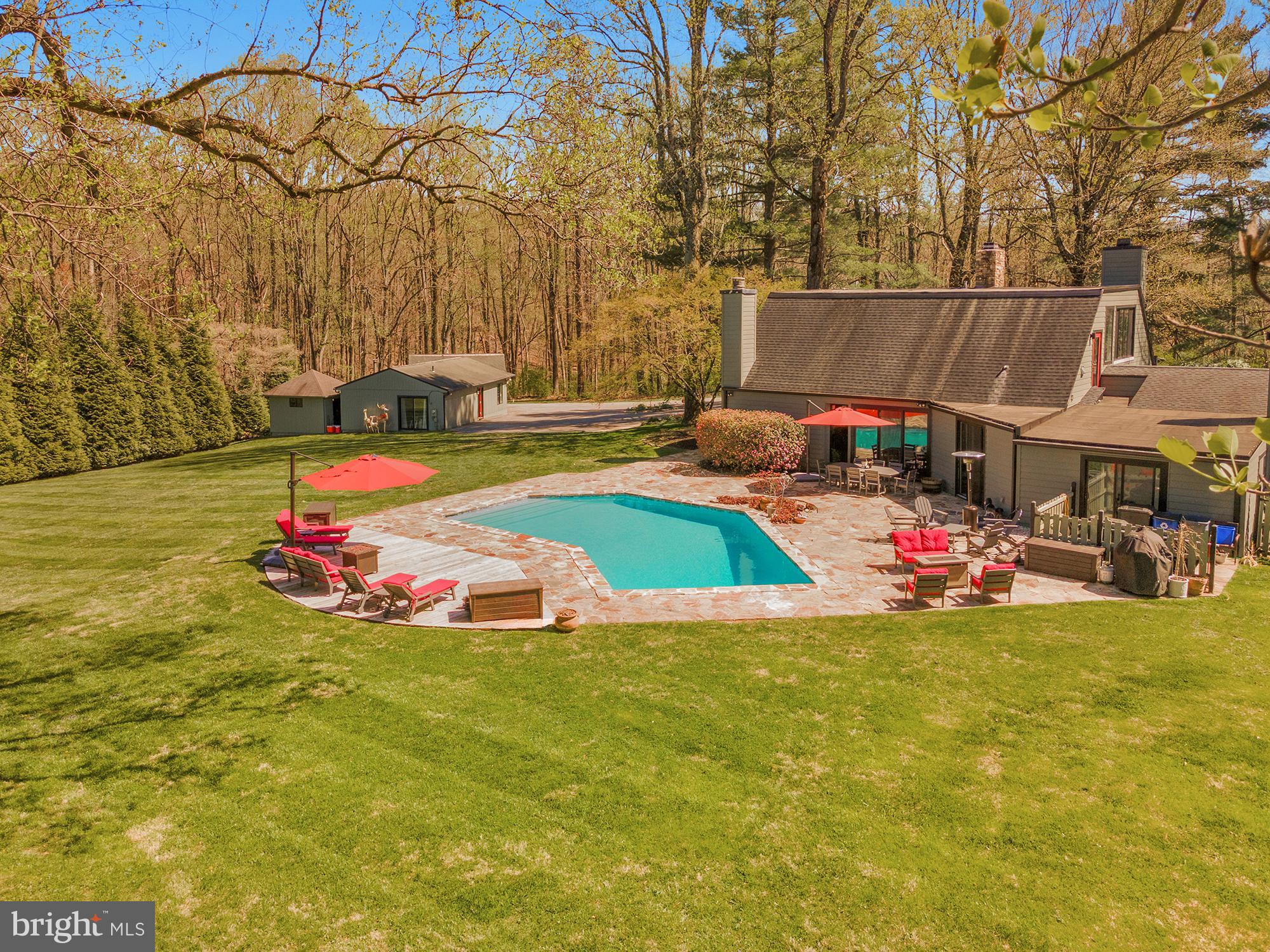 CAVES VALLEY - Residential