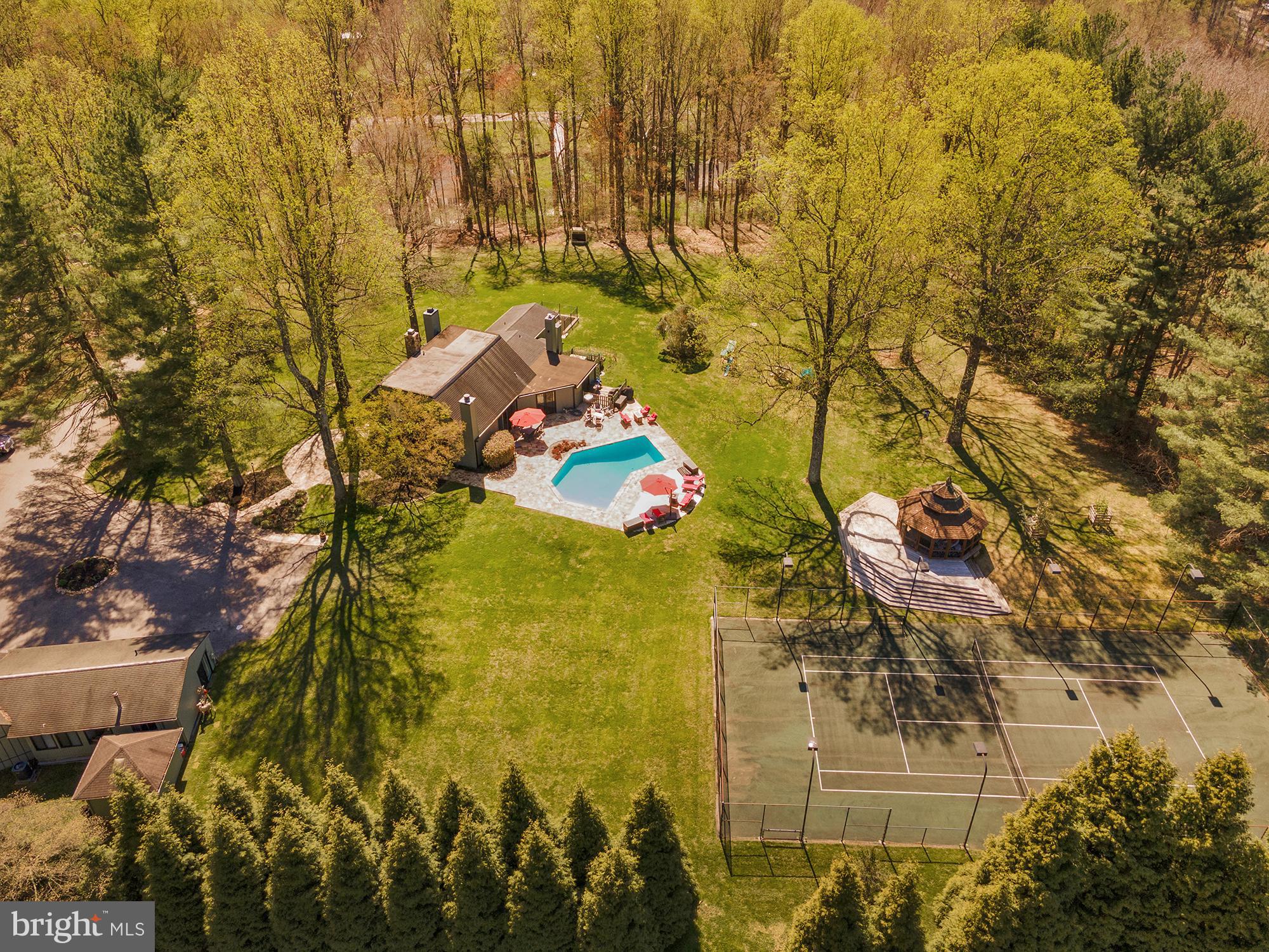 CAVES VALLEY - Residential