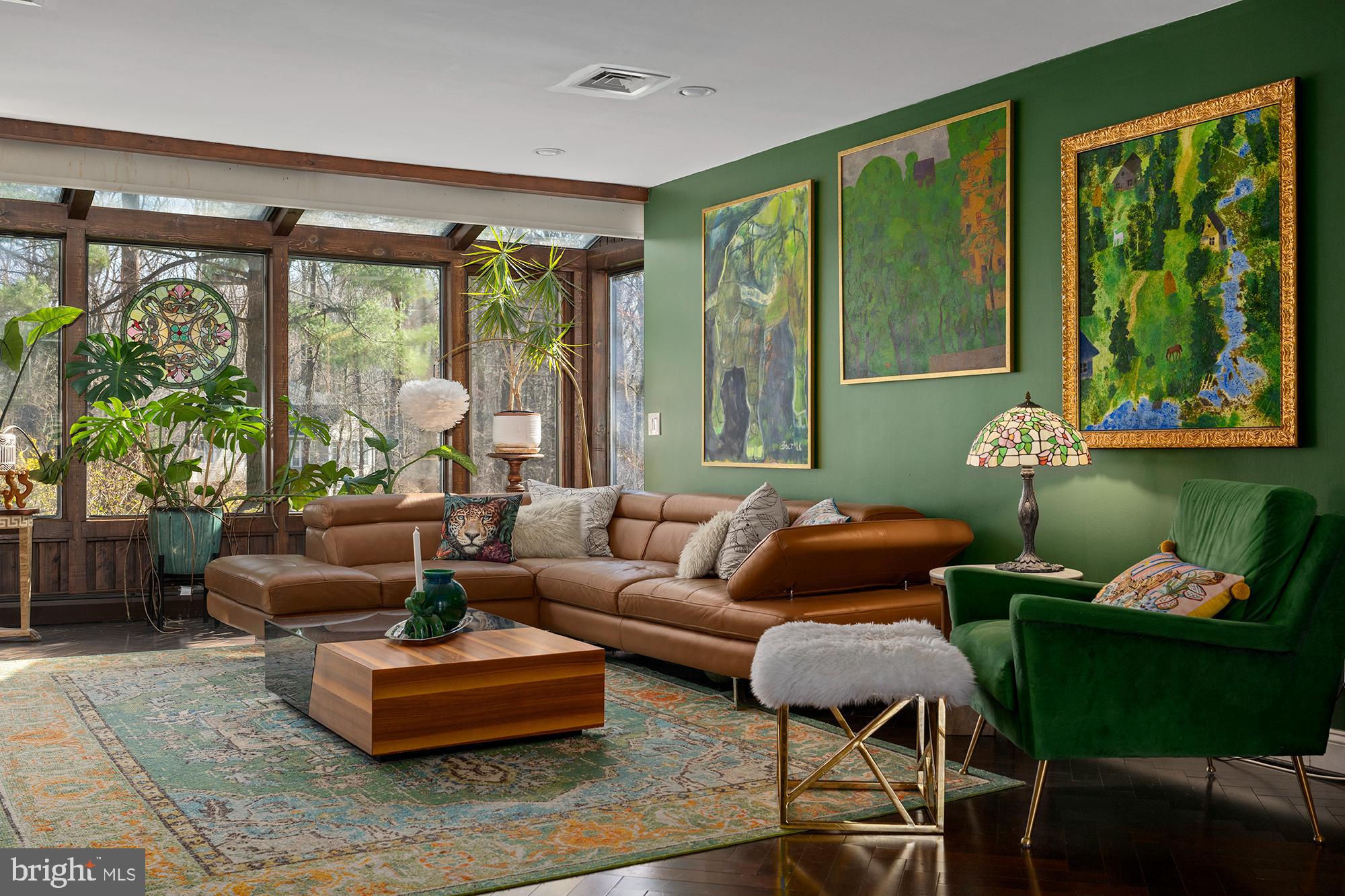 CAVES VALLEY - Residential