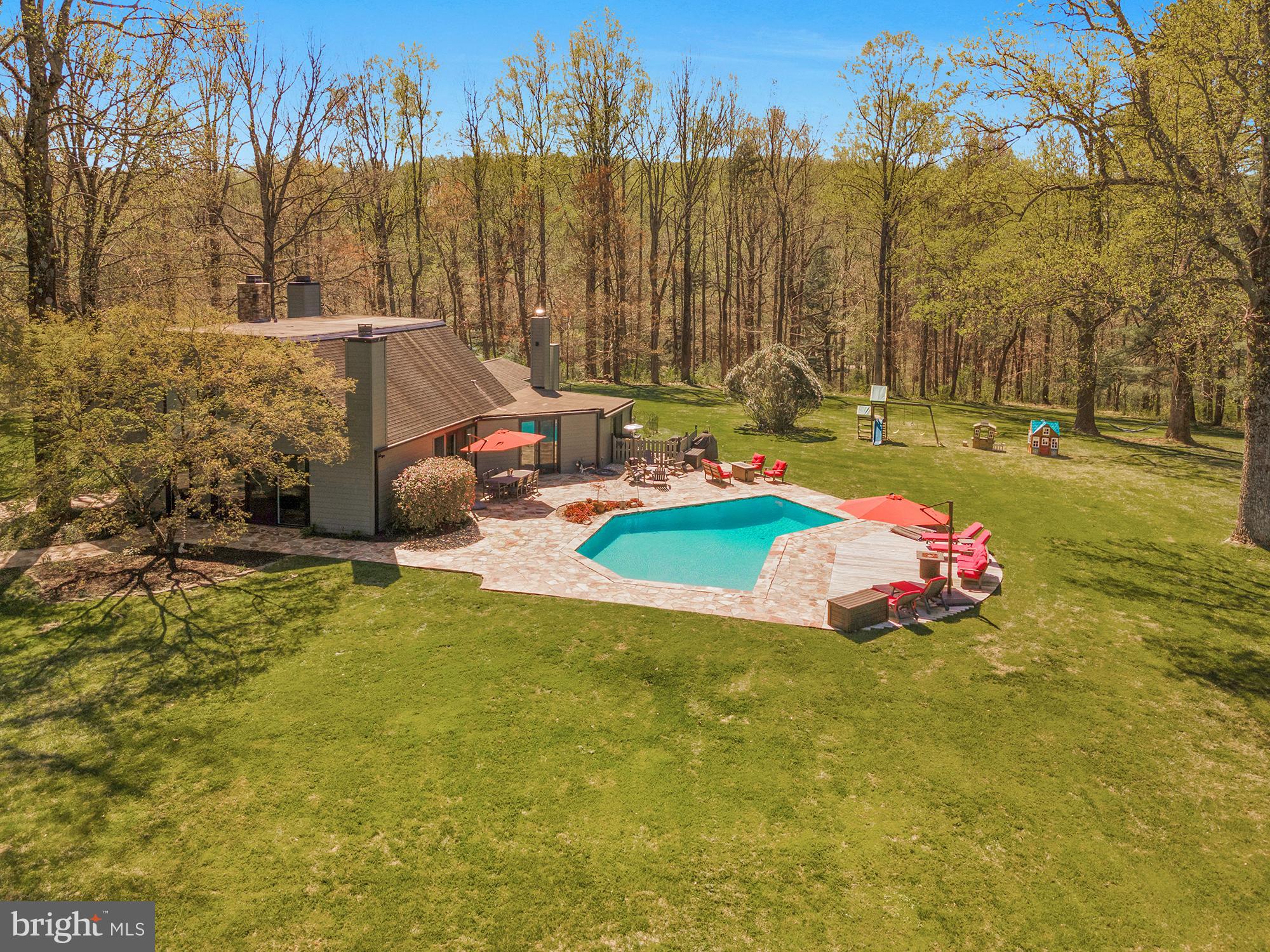 CAVES VALLEY - Residential