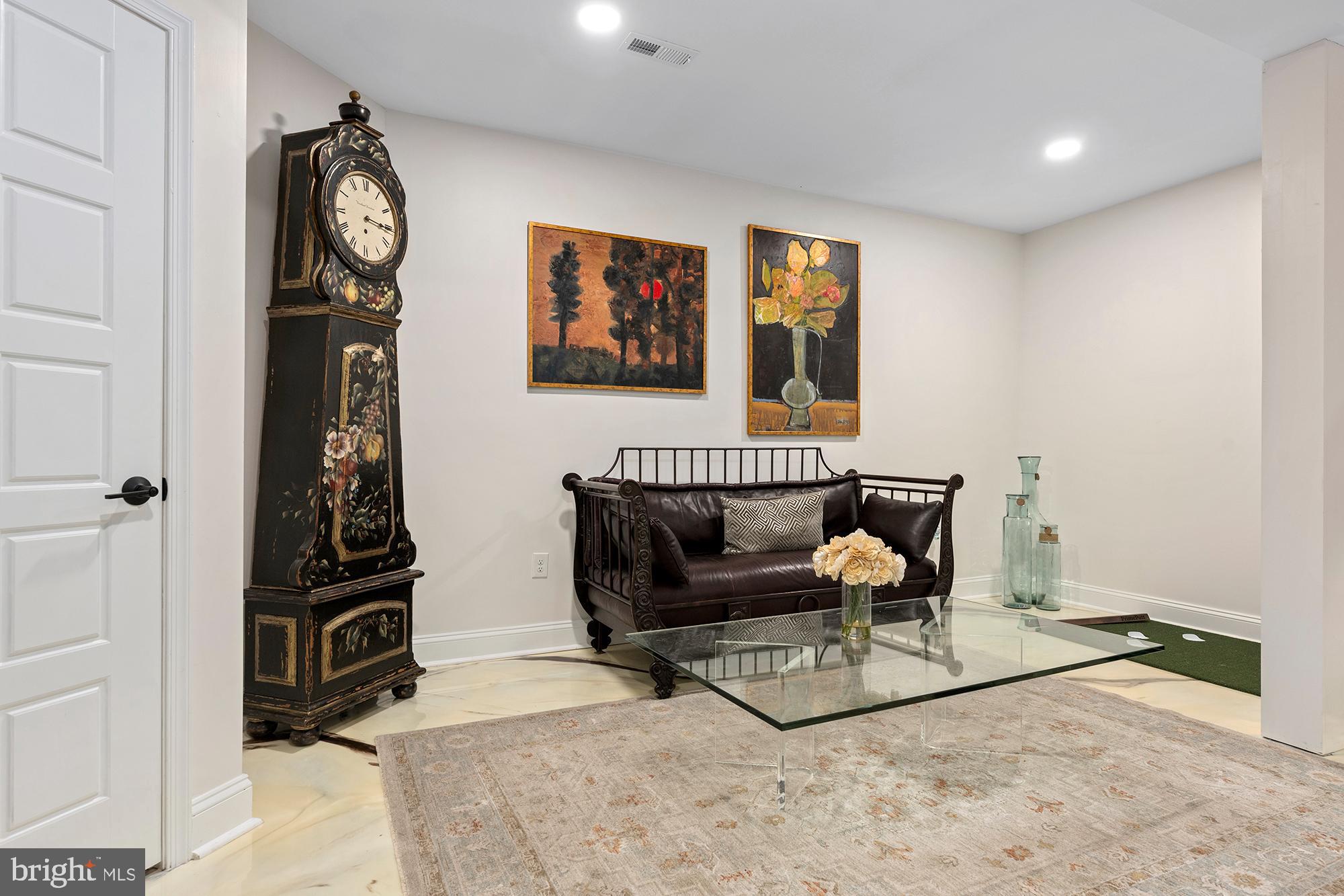 CAVES VALLEY - Residential