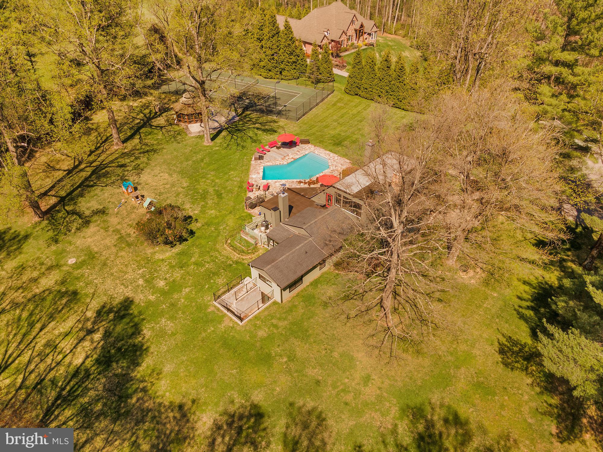 CAVES VALLEY - Residential