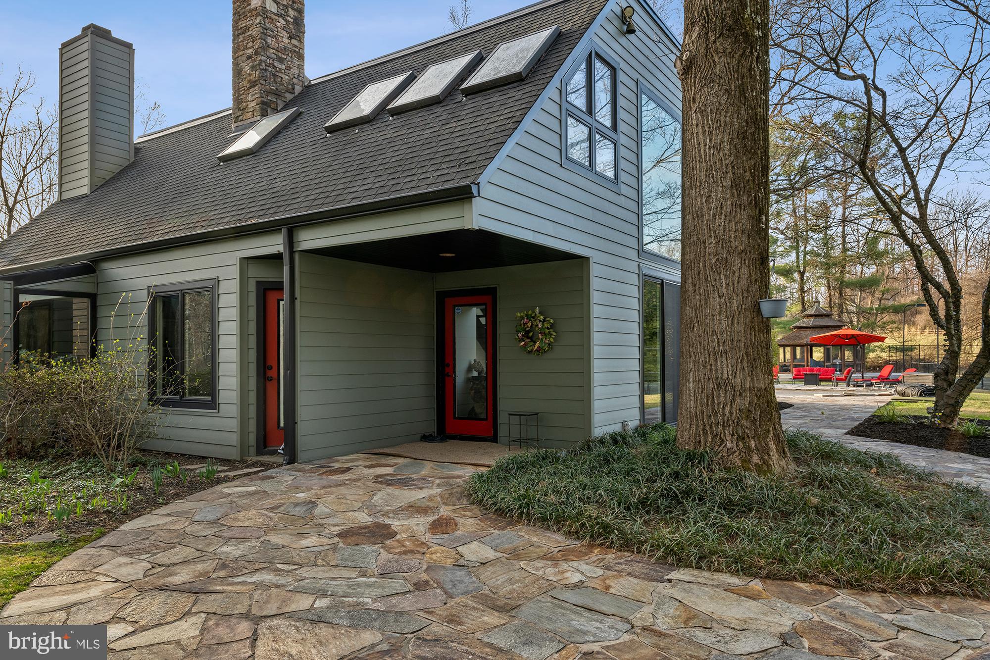 CAVES VALLEY - Residential