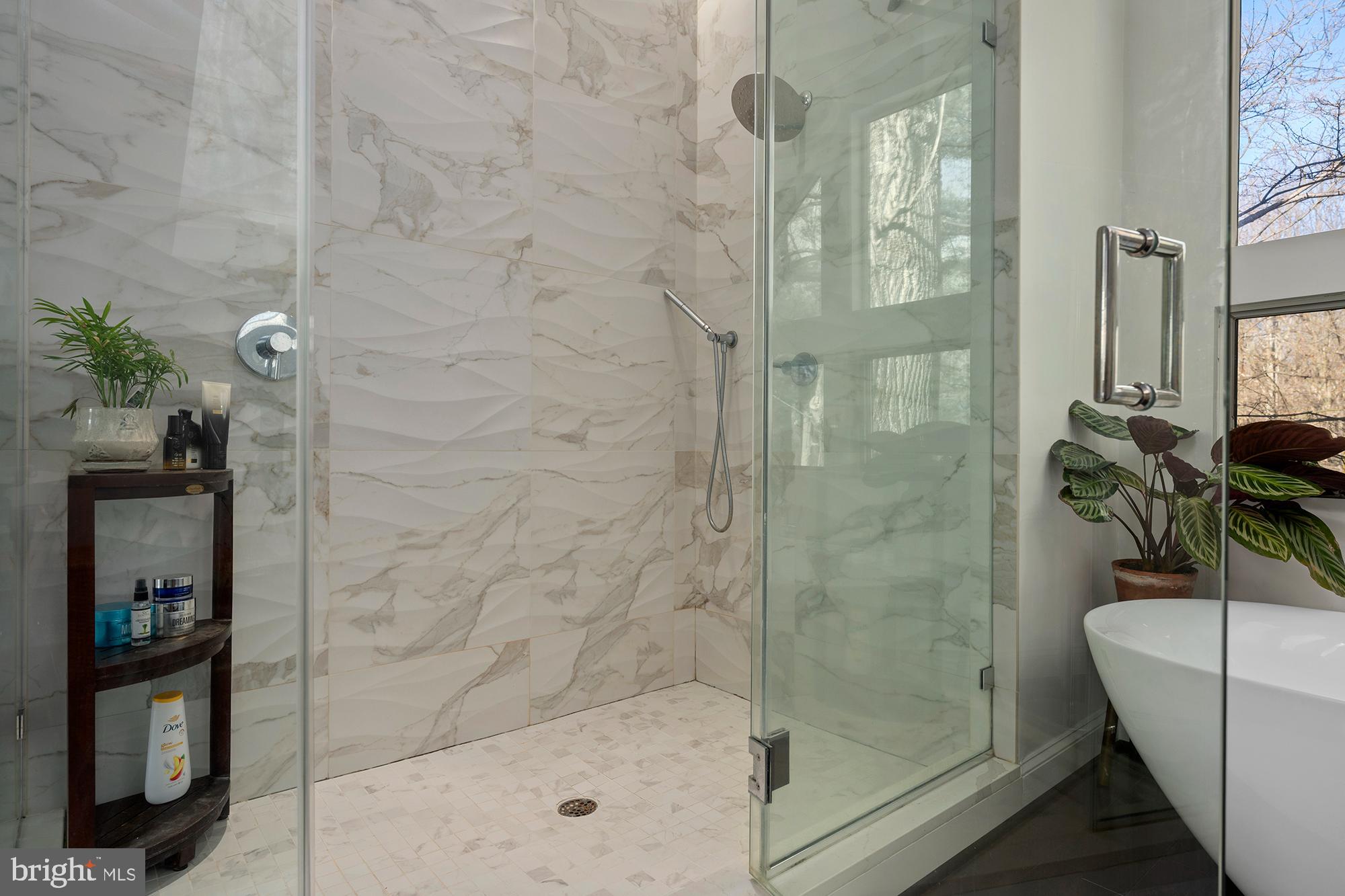 CAVES VALLEY - Residential