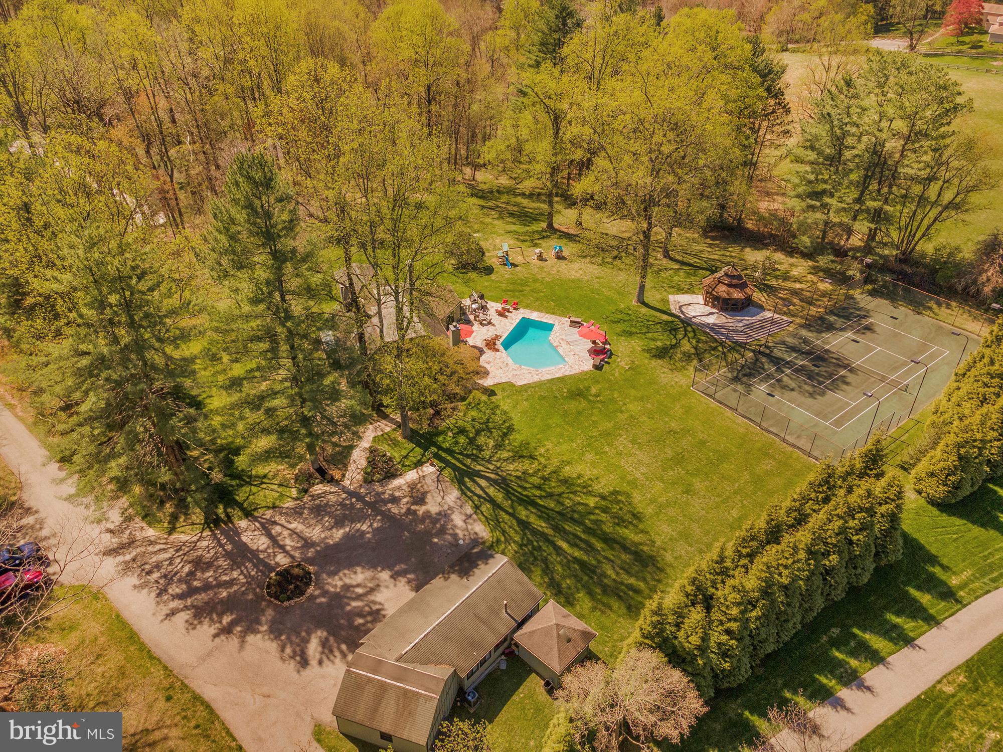 CAVES VALLEY - Residential