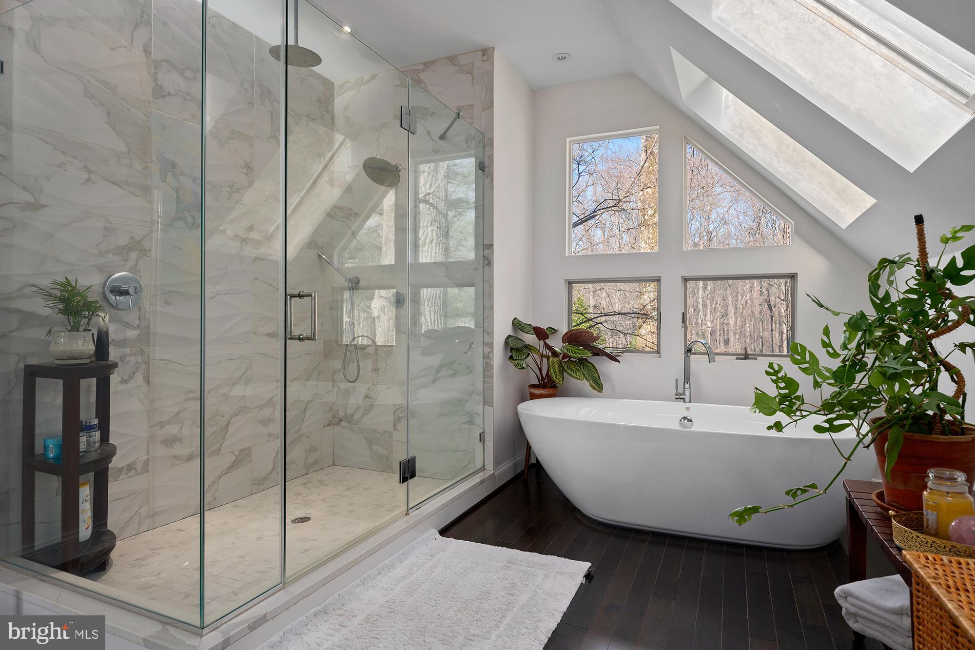 CAVES VALLEY - Residential