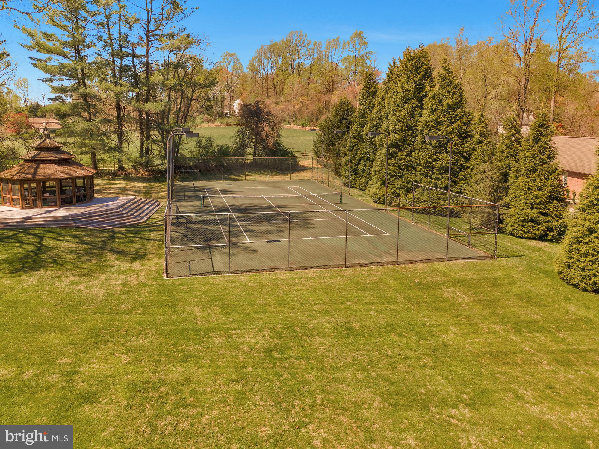 CAVES VALLEY - Residential