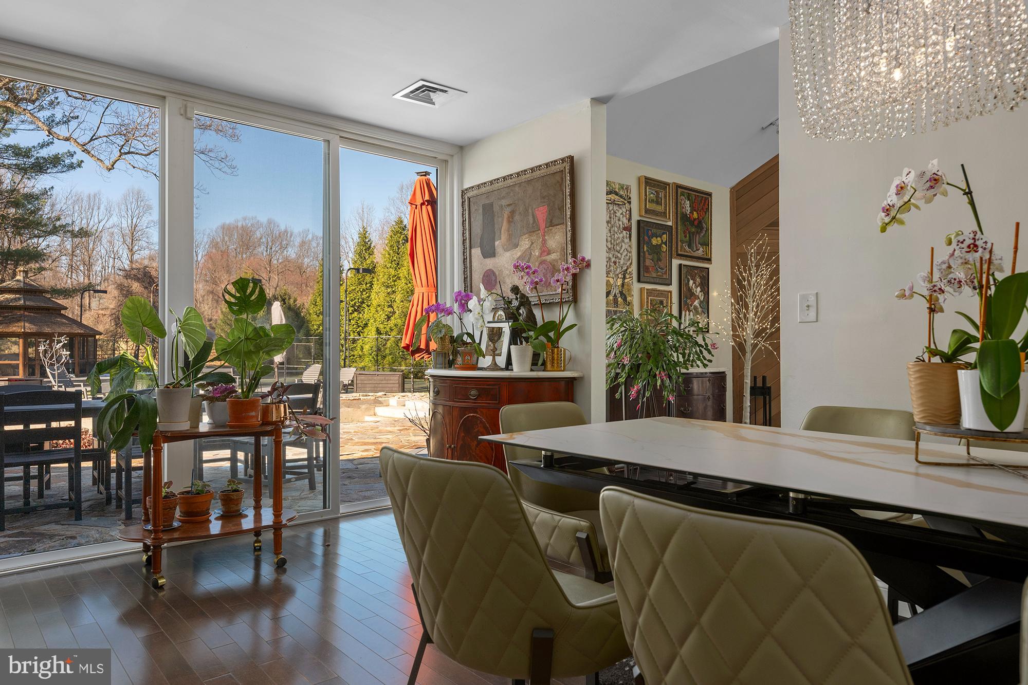 CAVES VALLEY - Residential