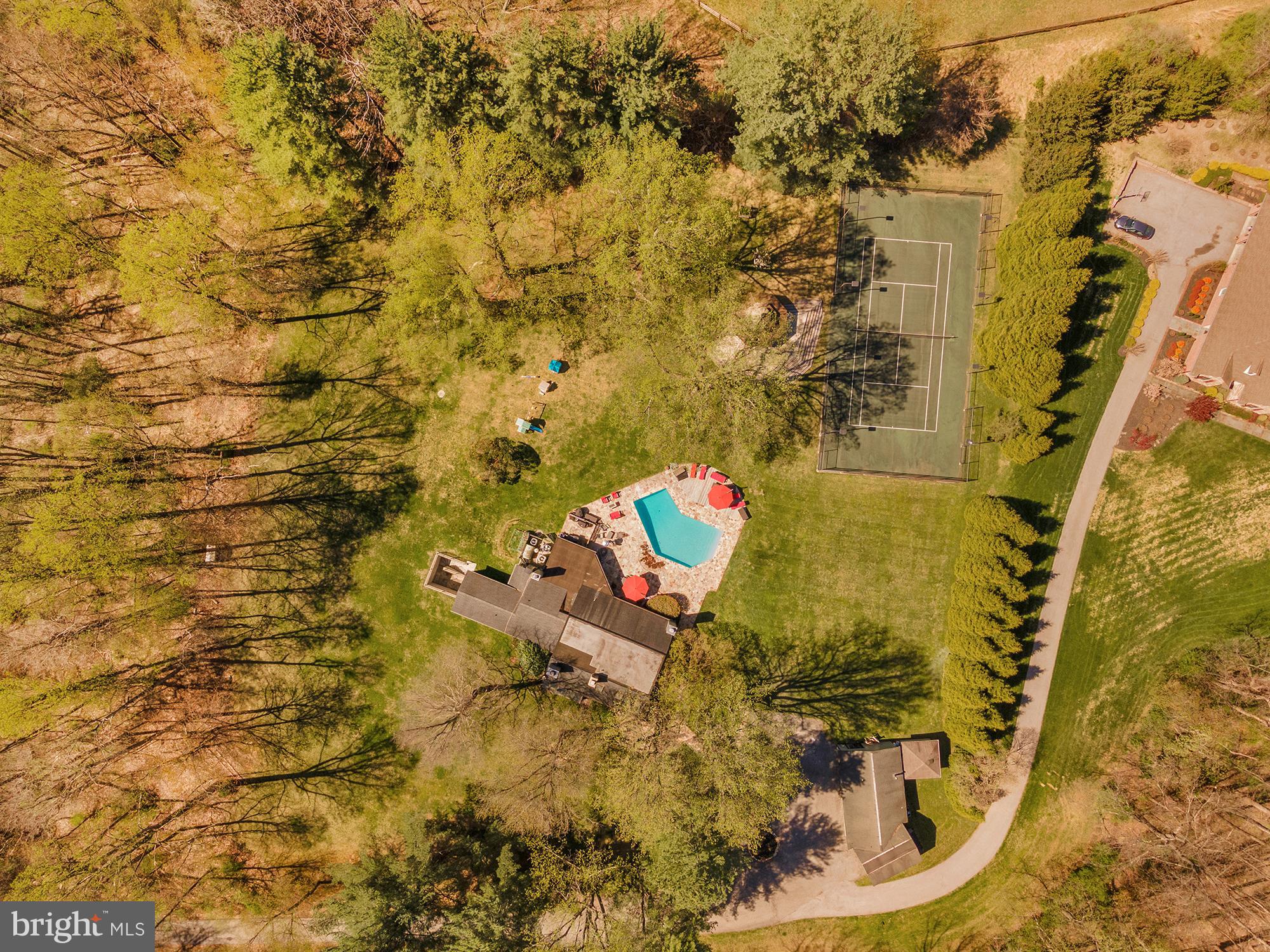 CAVES VALLEY - Residential