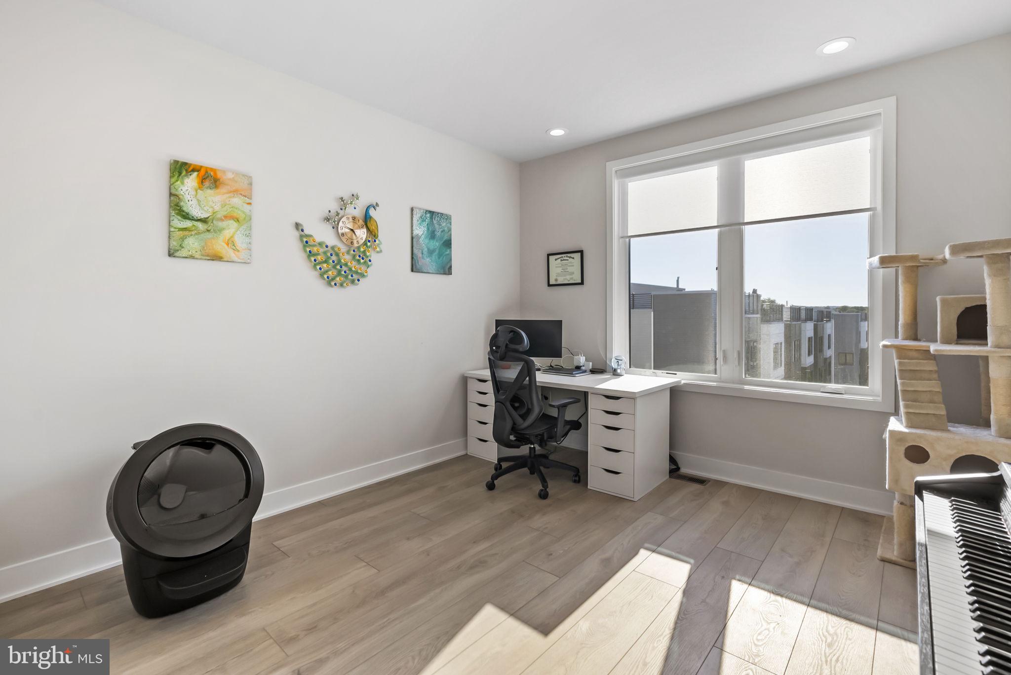 OVERLOOK AT TOWN CENTER - Residential