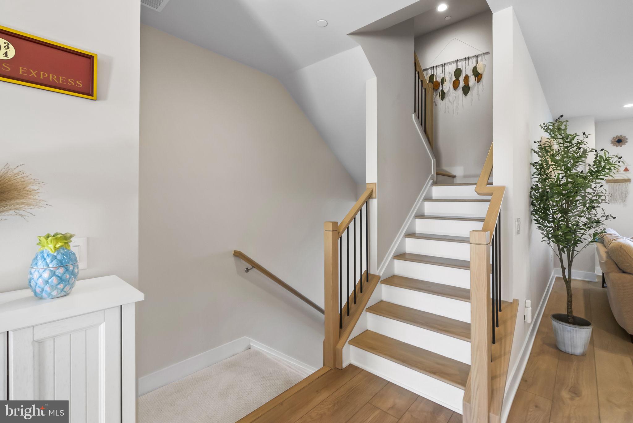 OVERLOOK AT TOWN CENTER - Residential