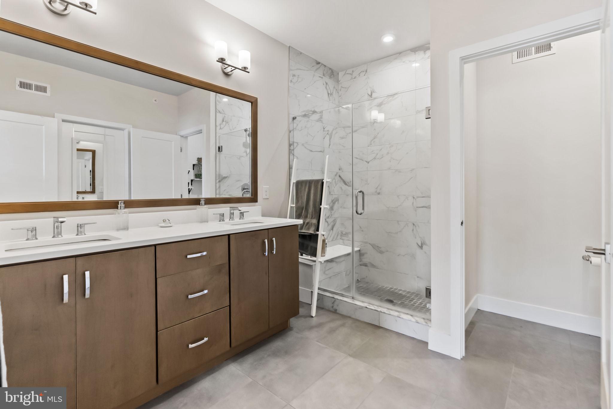 OVERLOOK AT TOWN CENTER - Residential