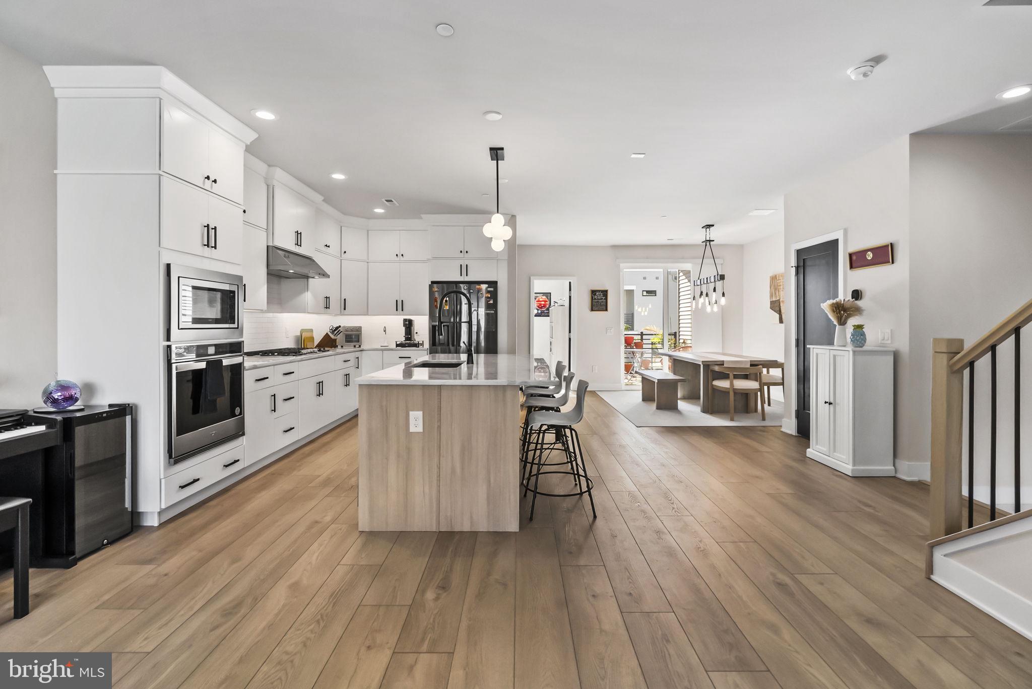 OVERLOOK AT TOWN CENTER - Residential