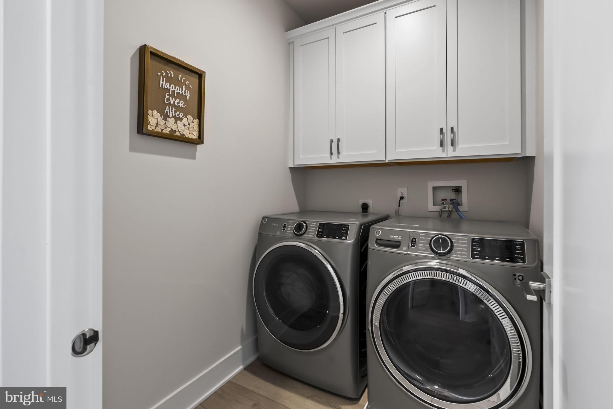 OVERLOOK AT TOWN CENTER - Residential